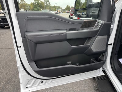 2027 Ford Super Duty F-250 Lariat Tremor