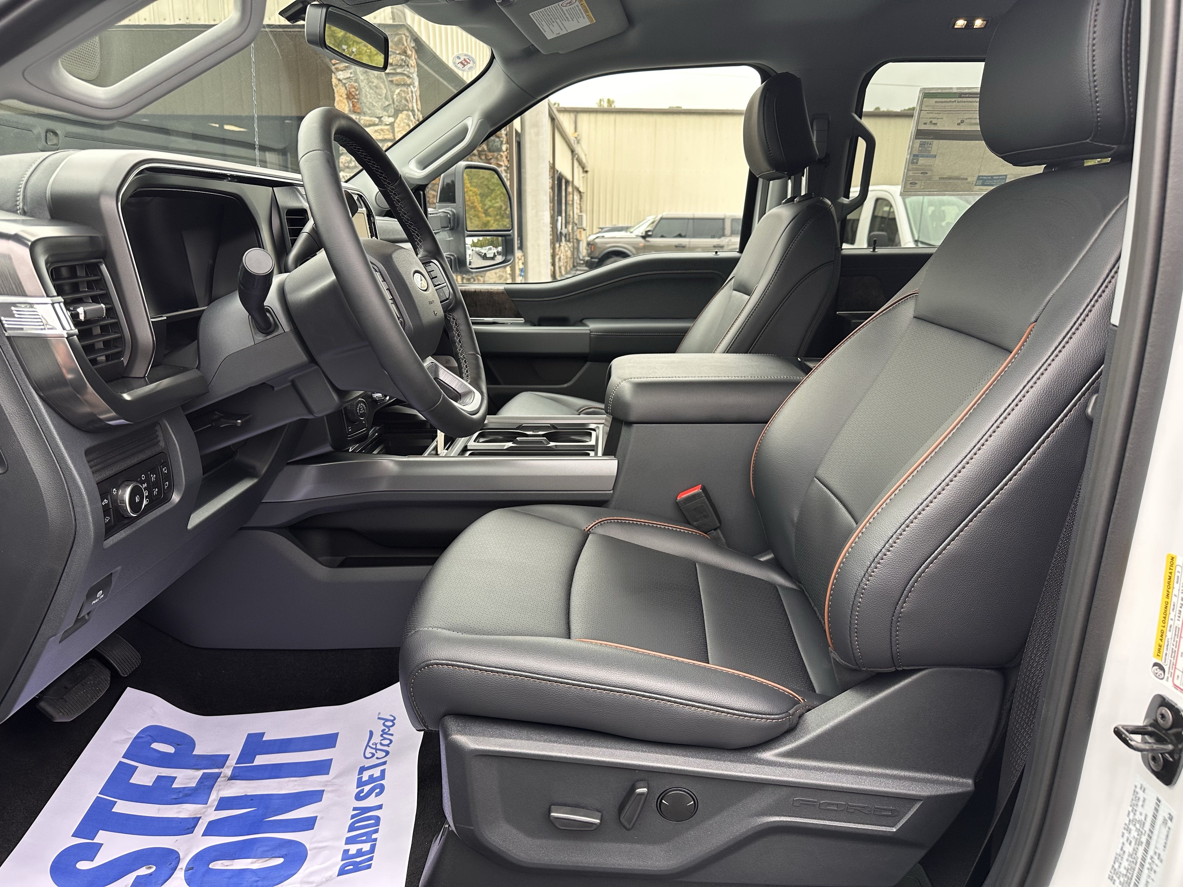 2027 Ford Super Duty F-250 Lariat Tremor