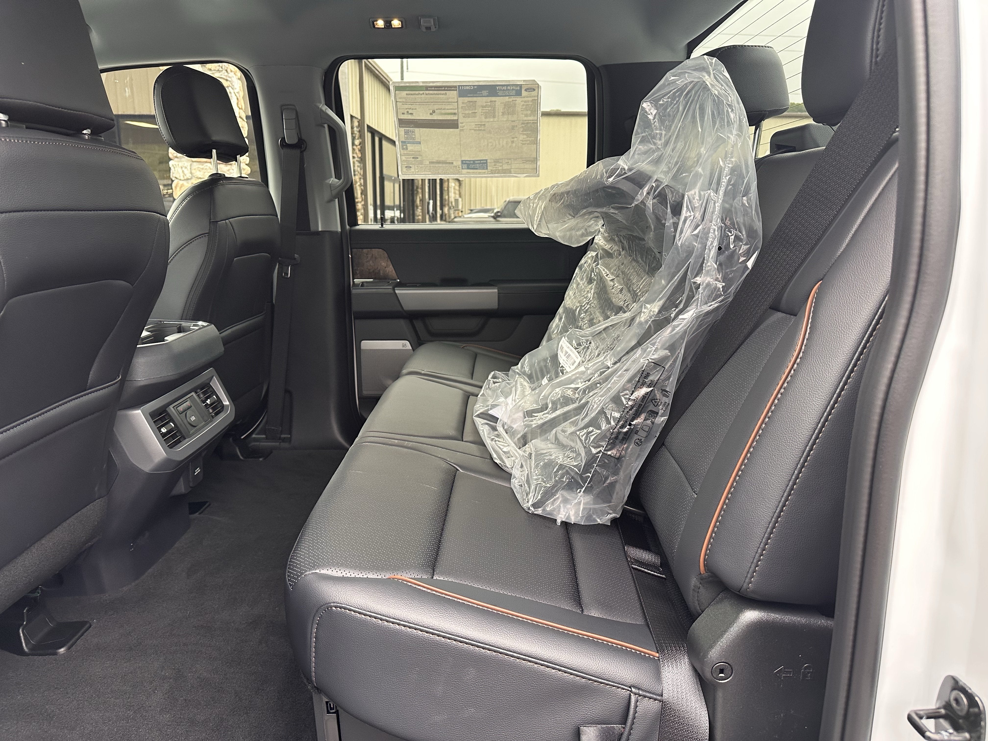 2027 Ford Super Duty F-250 Lariat Tremor