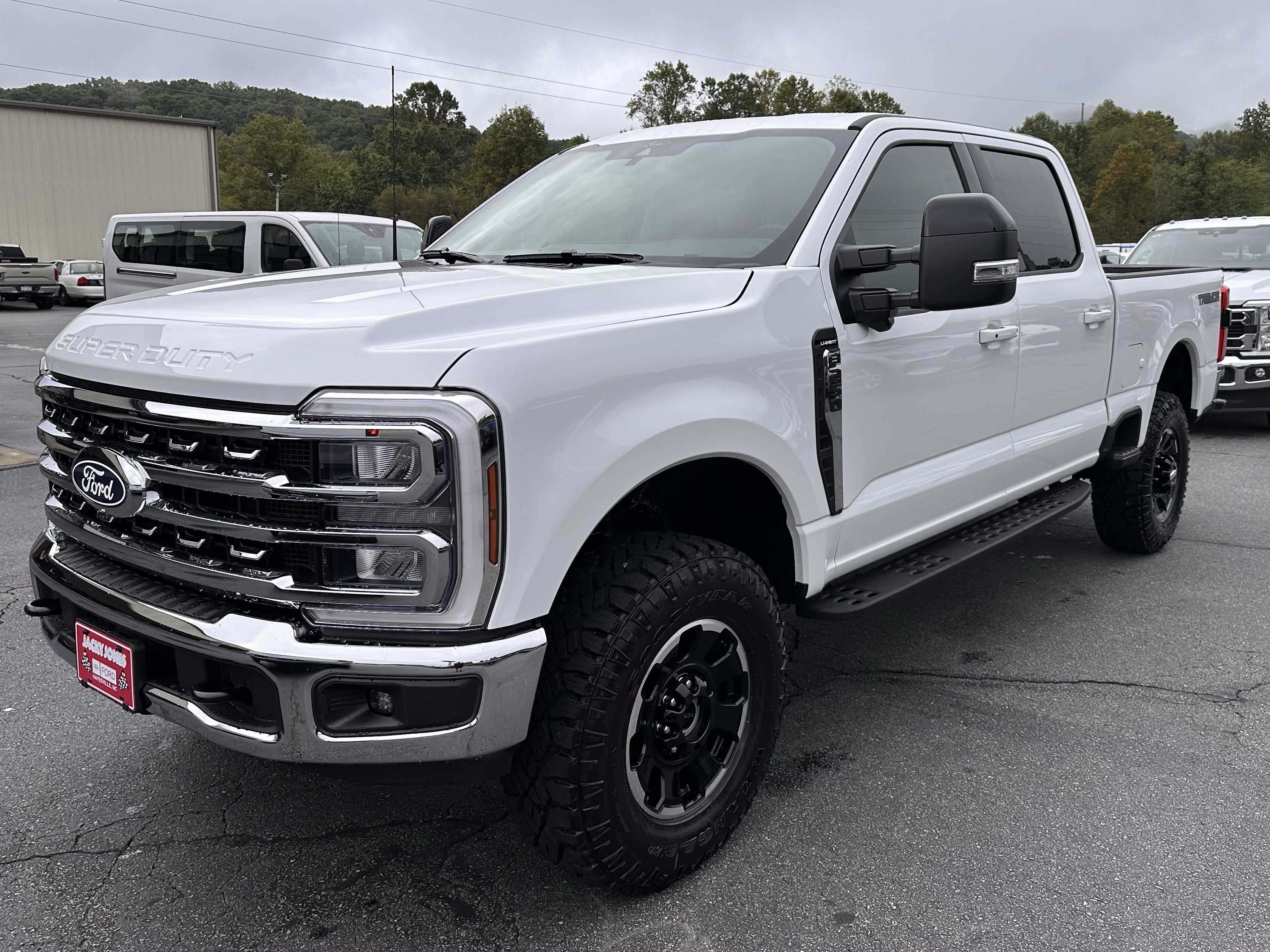 2027 Ford Super Duty F-250 Lariat Tremor