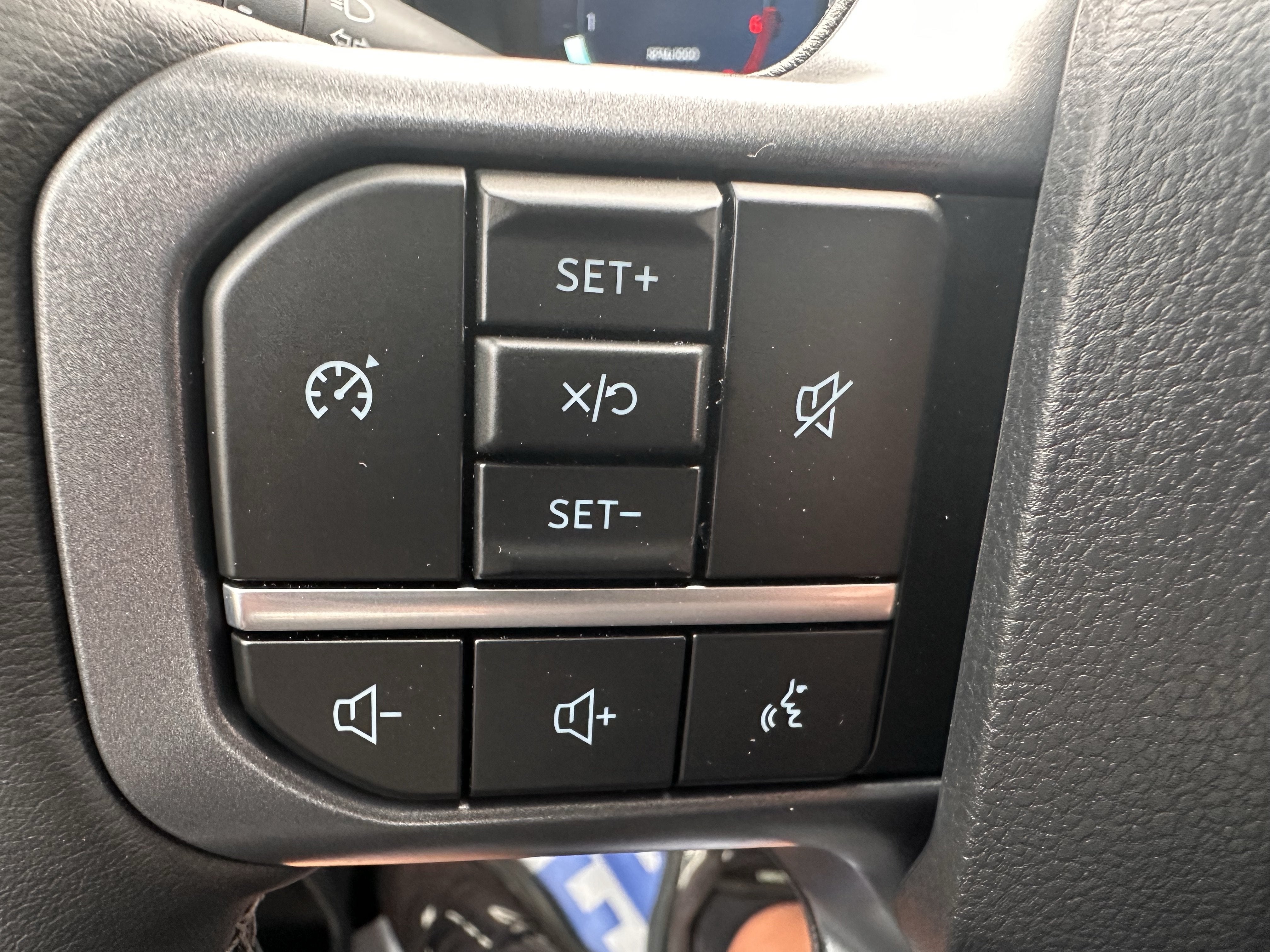 2027 Ford Super Duty F-250 Lariat Tremor