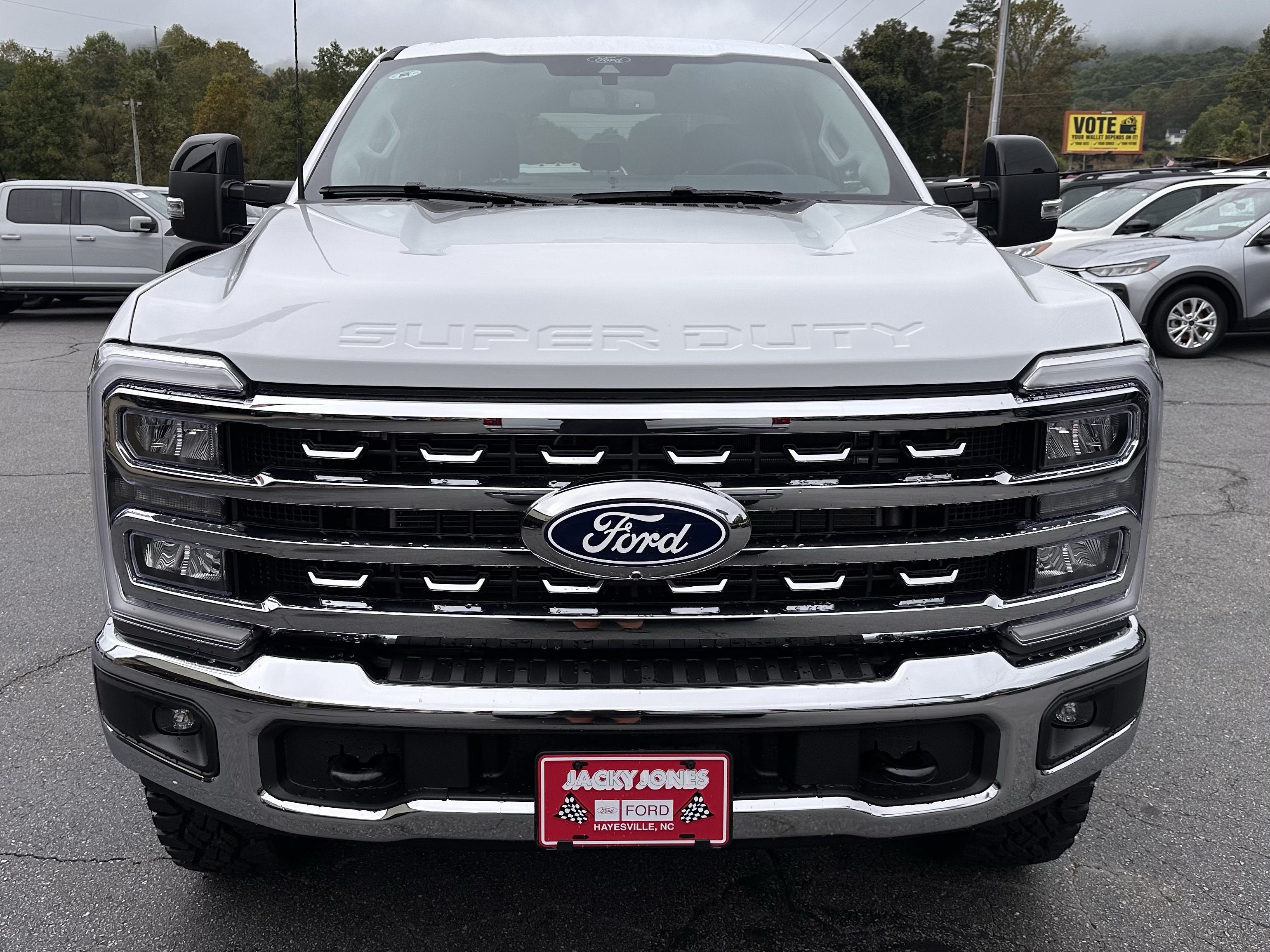 2027 Ford Super Duty F-250 Lariat Tremor