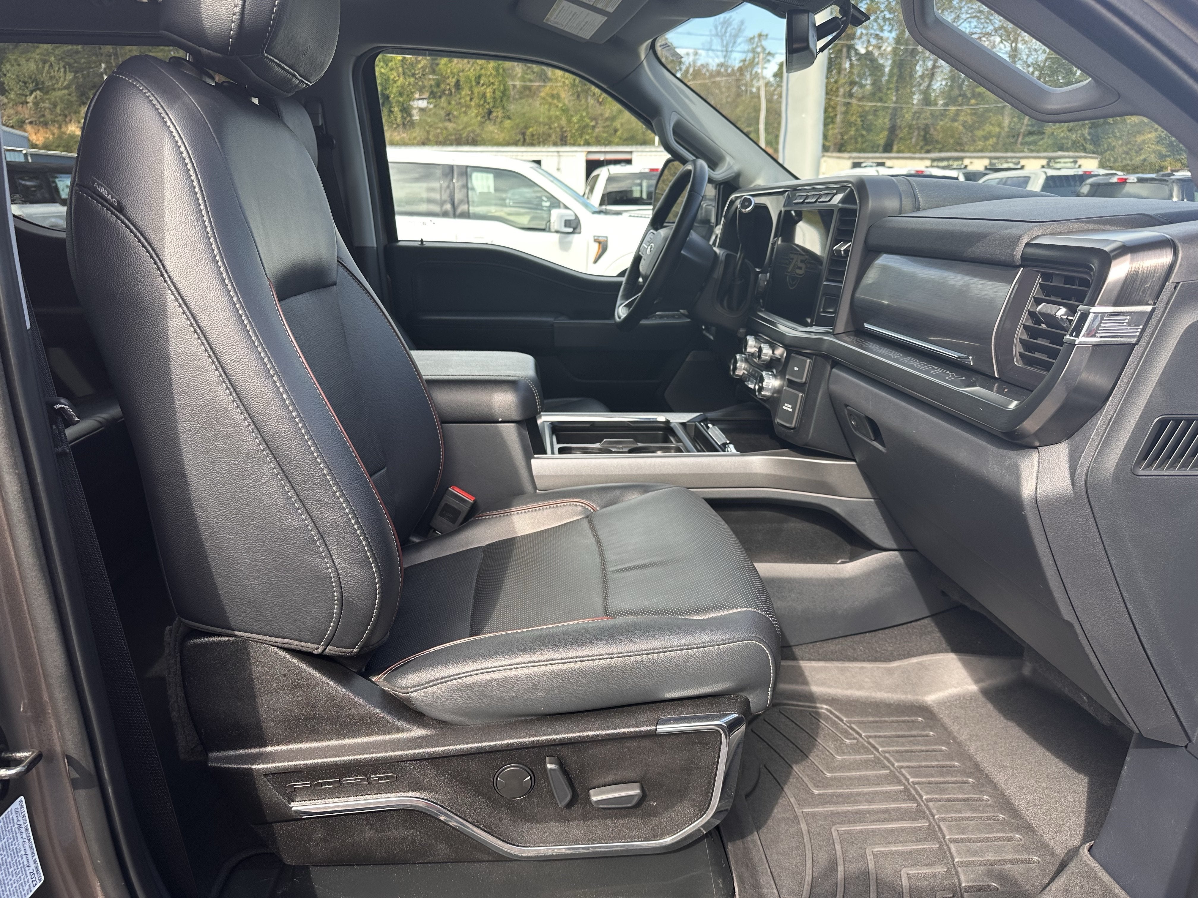2023 Ford Super Duty F-250 LARIAT
