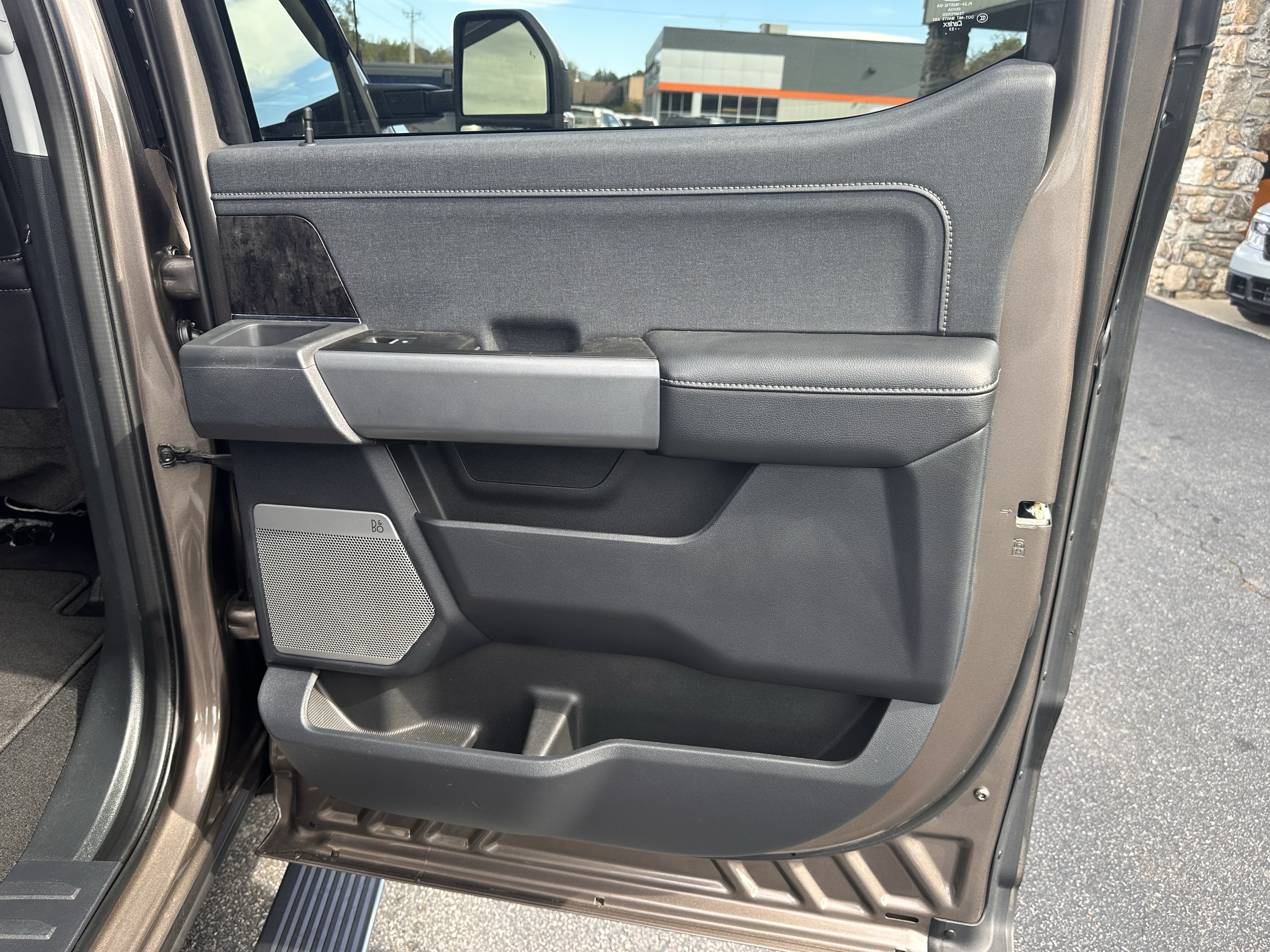 2023 Ford Super Duty F-250 LARIAT
