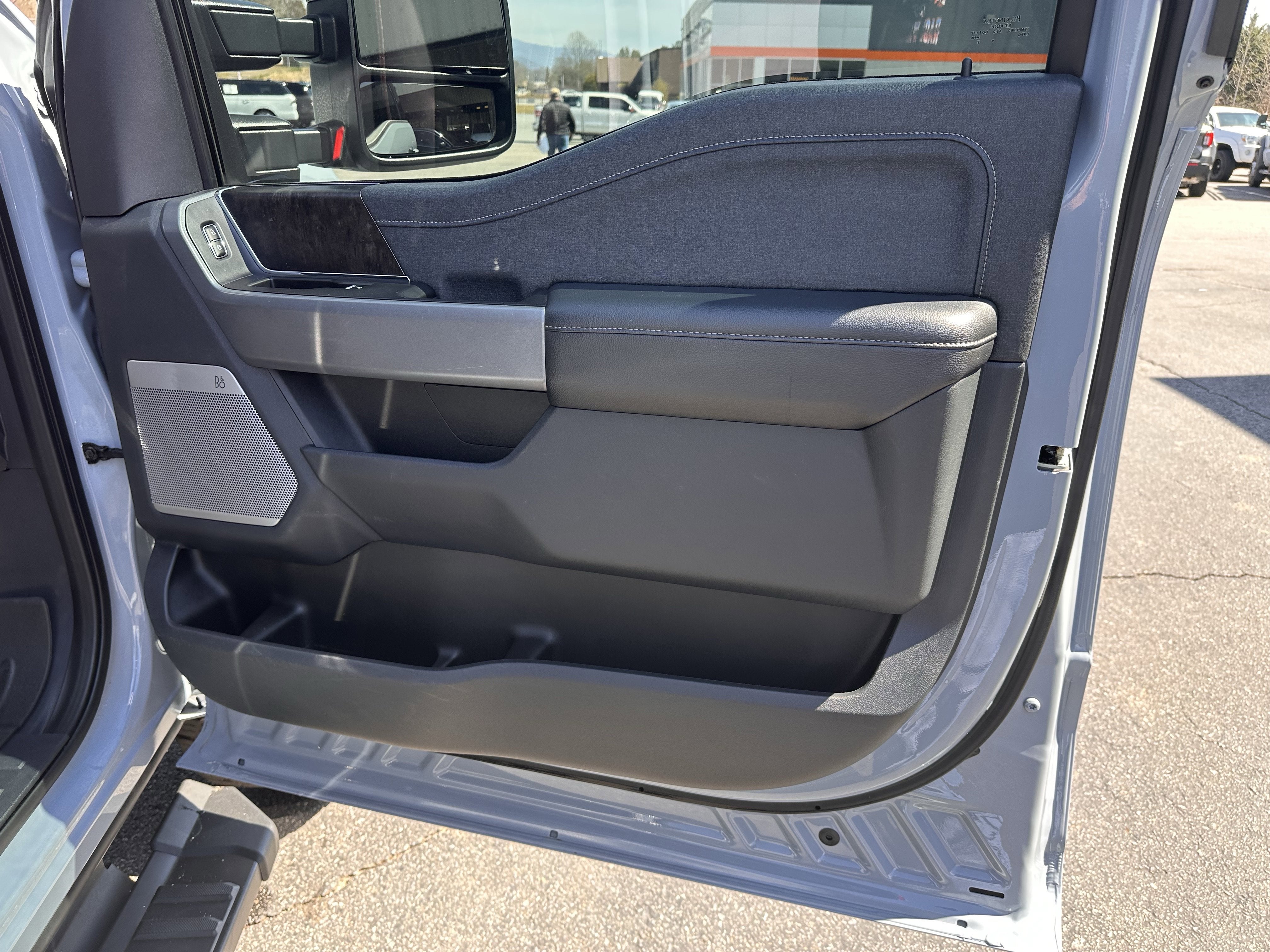 2024 Ford Super Duty F-250 SRW LARIAT