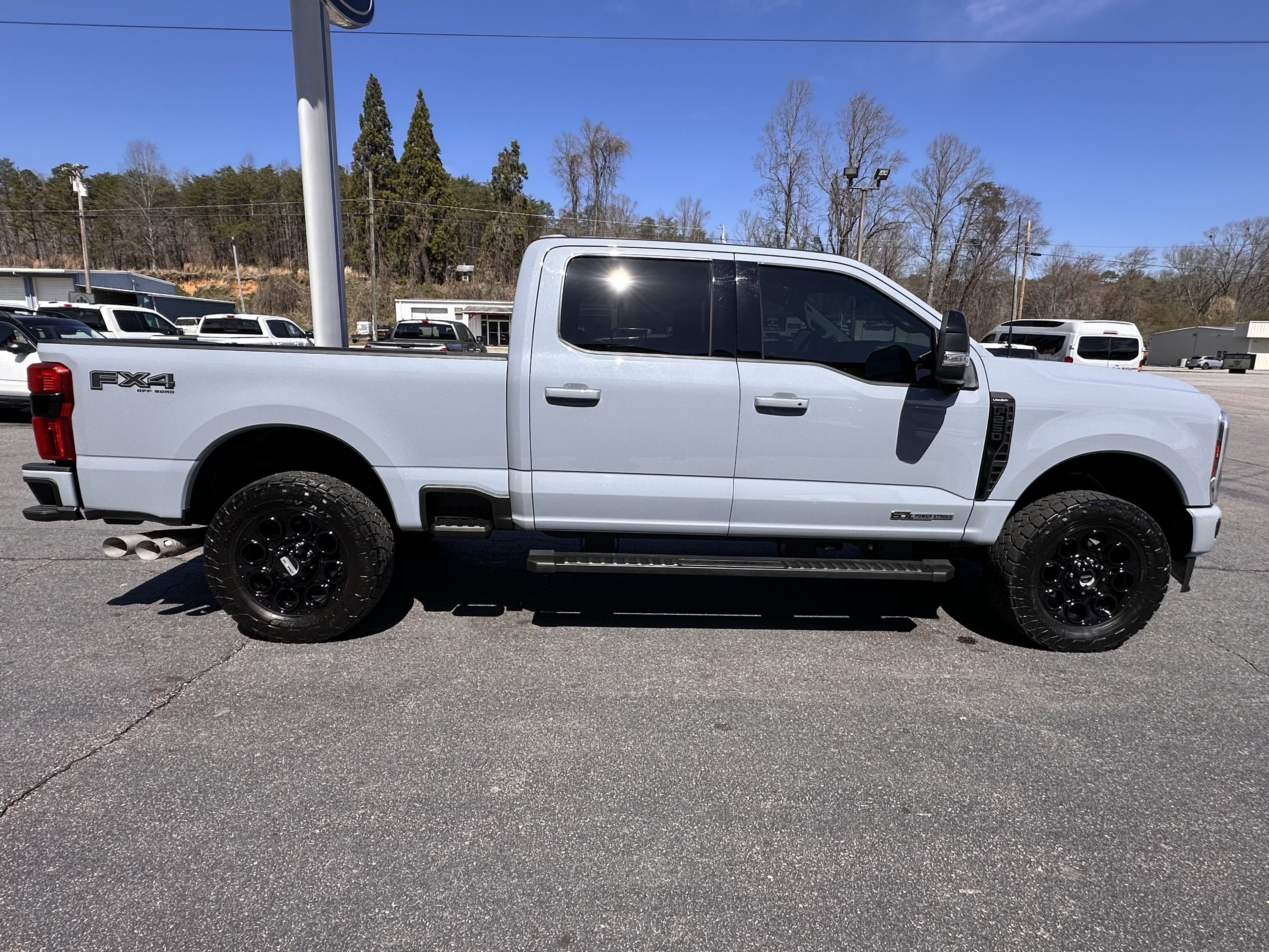 2024 Ford Super Duty F-250 SRW LARIAT