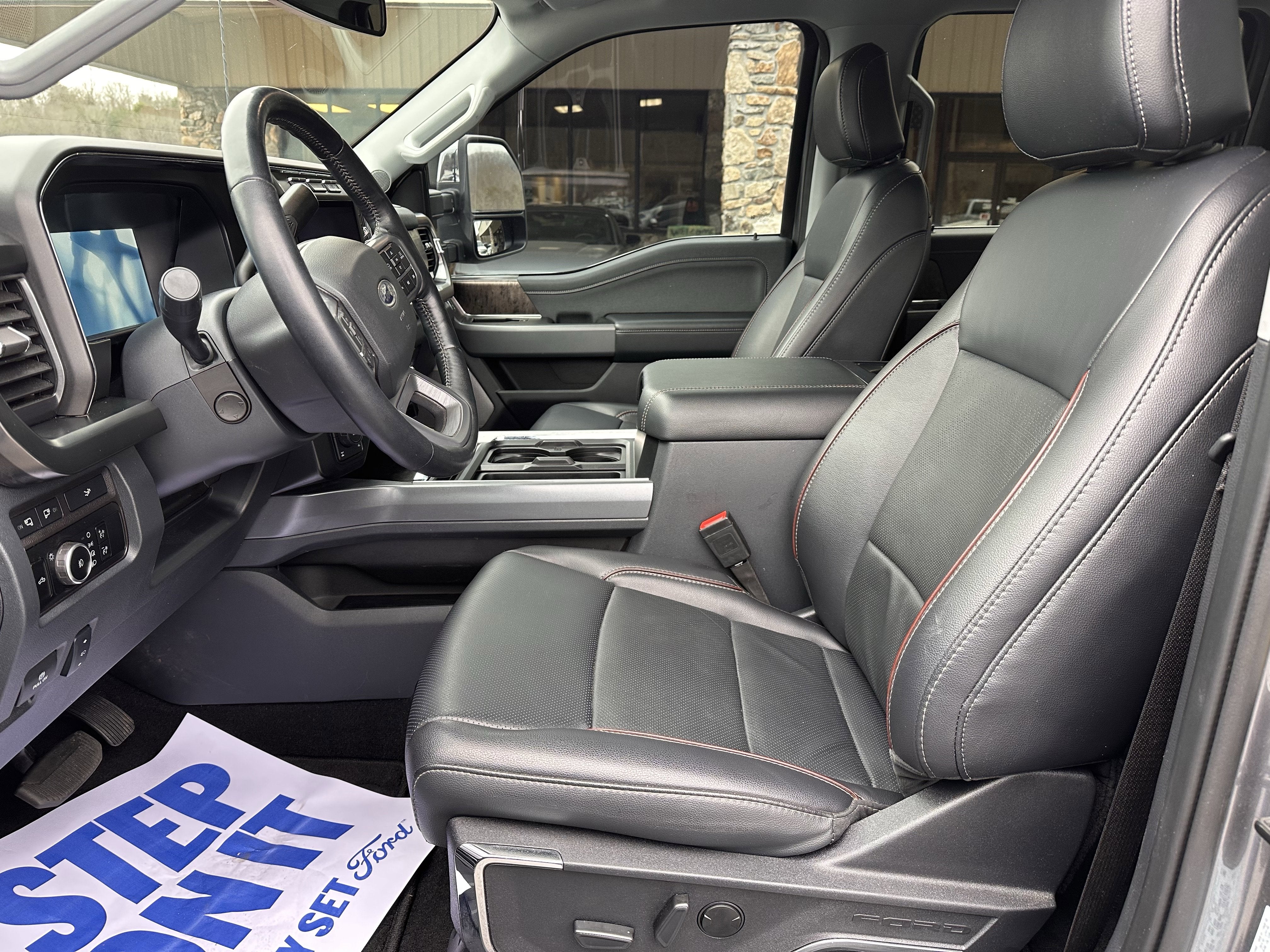 2024 Ford Super Duty F-250 LARIAT