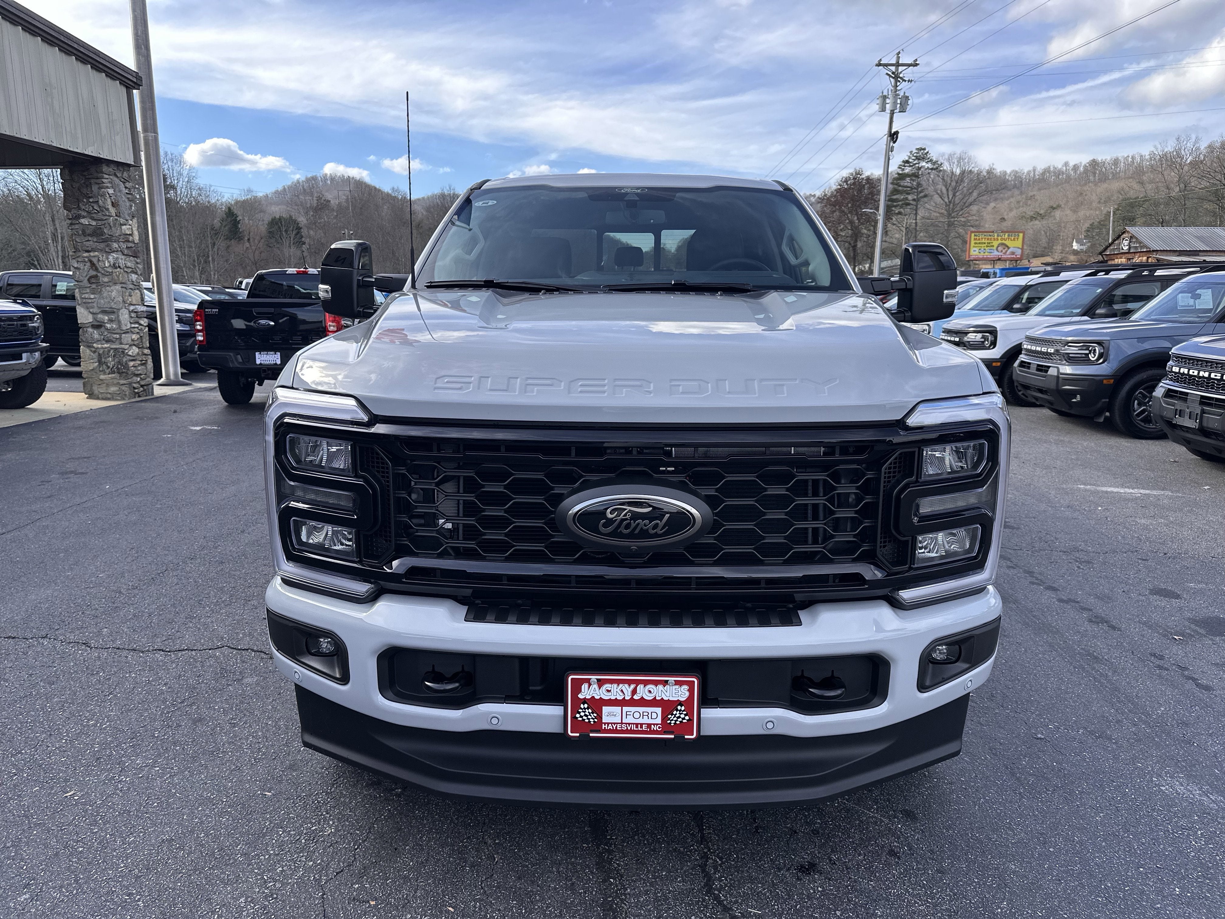 2026 Ford Super Duty F-250 LARIAT