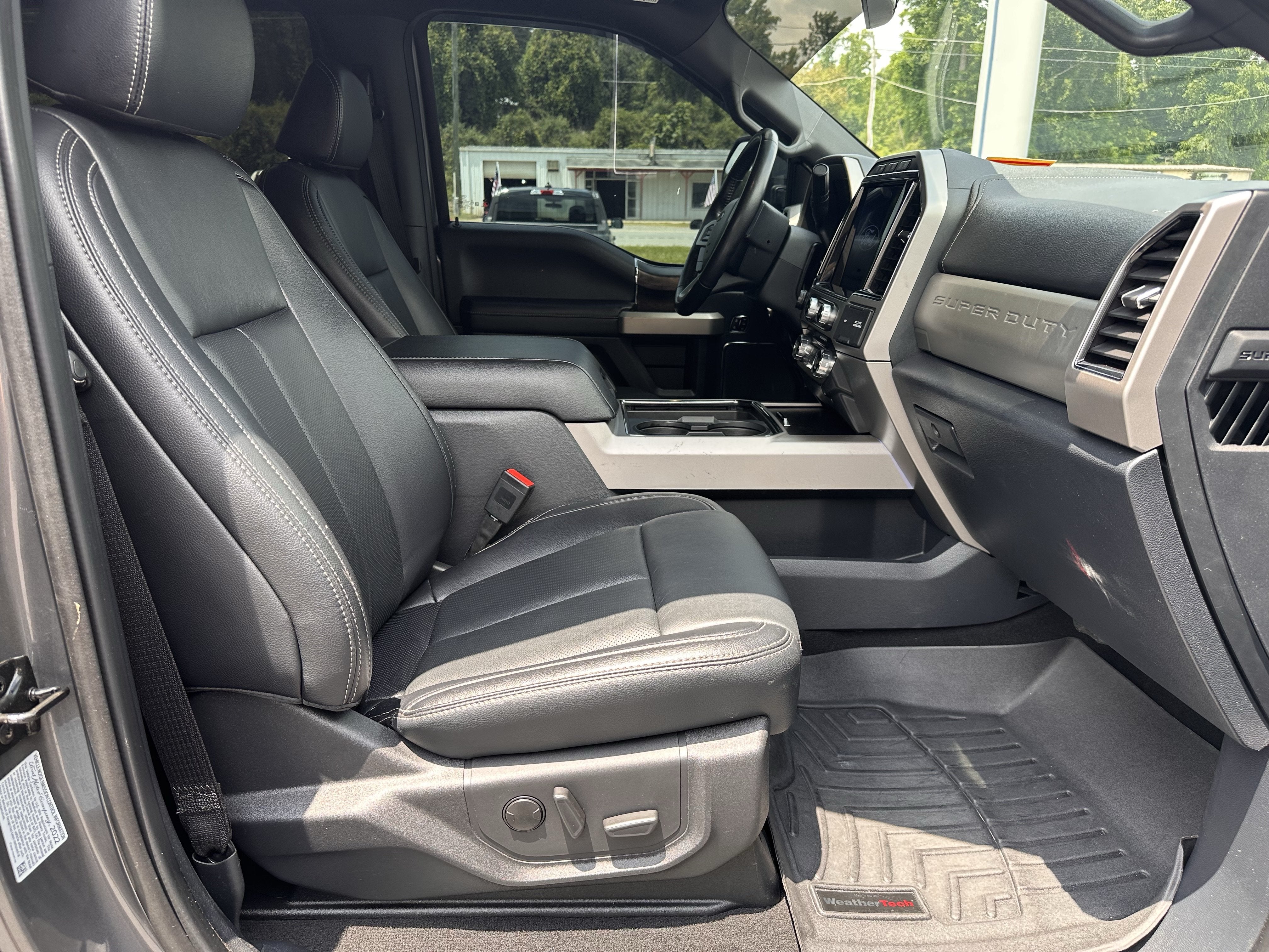 2022 Ford Super Duty F-250 LARIAT