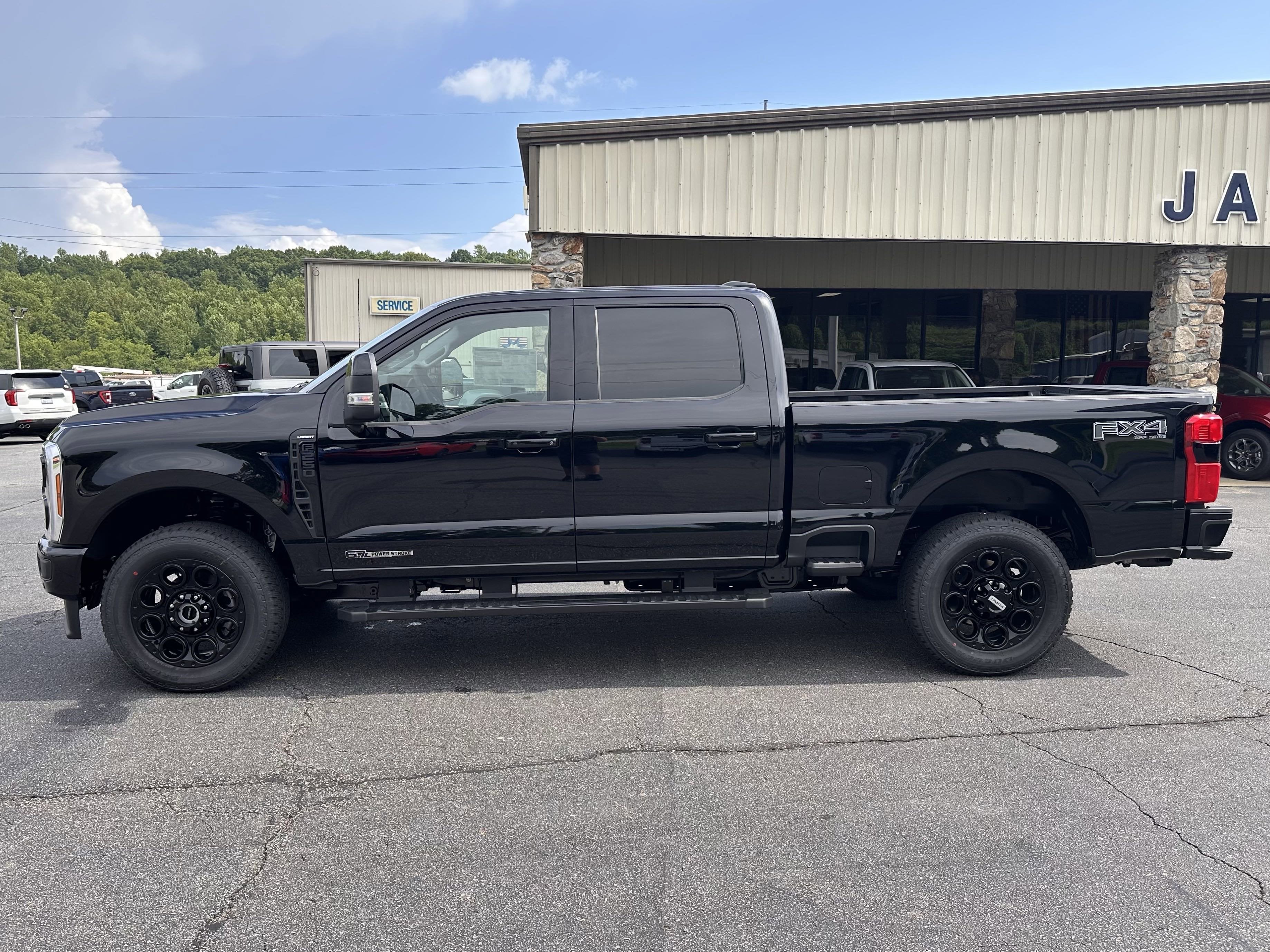 2025 Ford Super Duty F-250 LARIAT