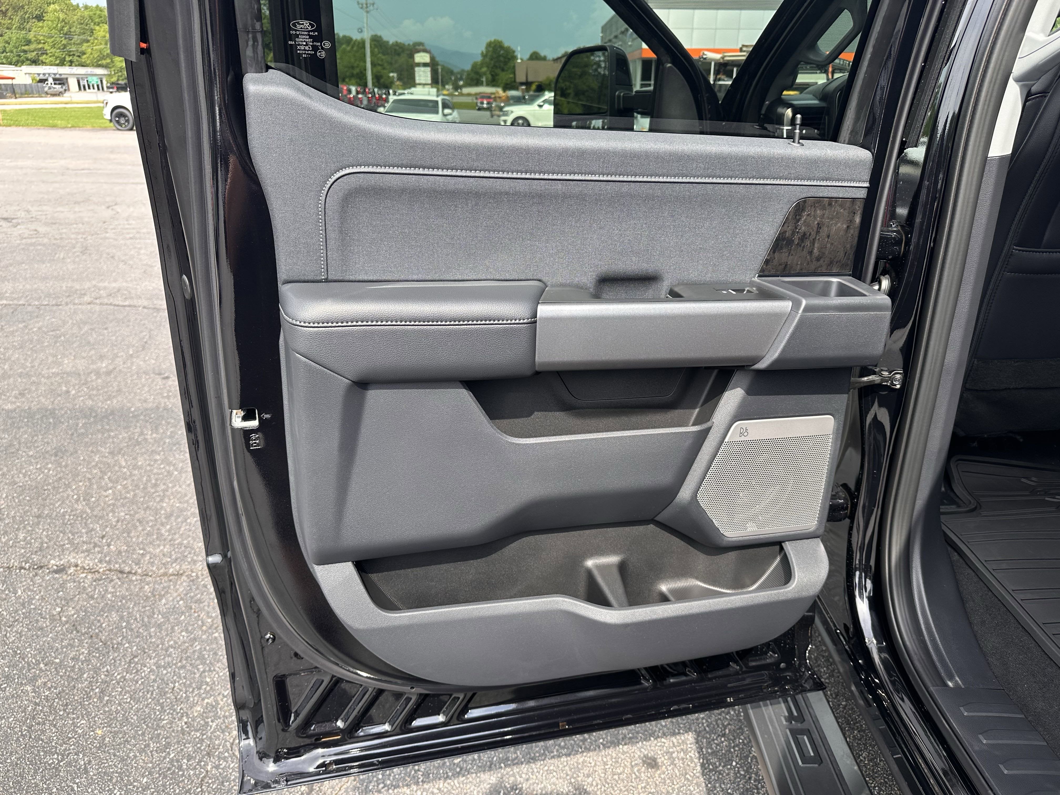 2025 Ford Super Duty F-250 LARIAT