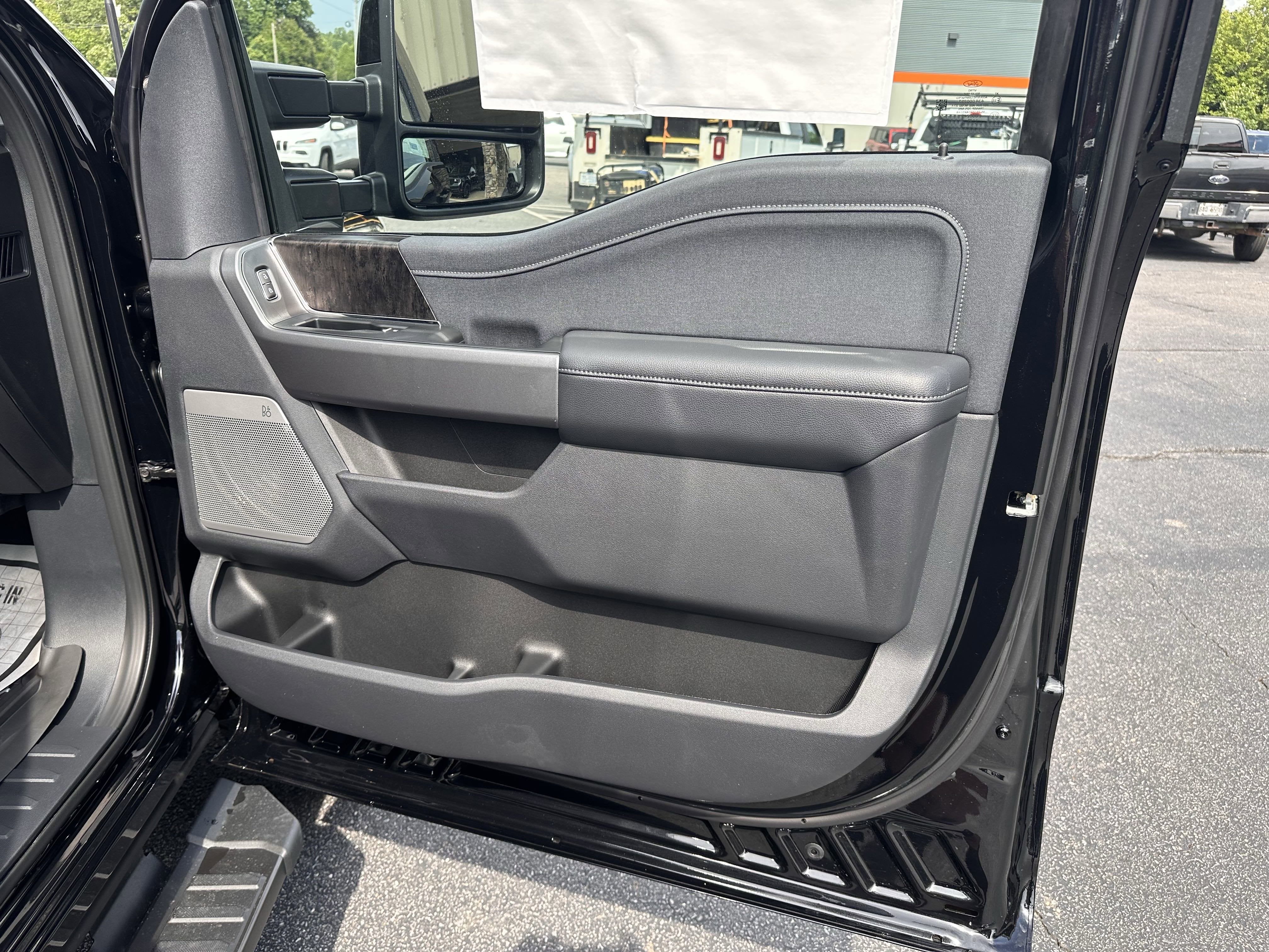 2025 Ford Super Duty F-250 LARIAT