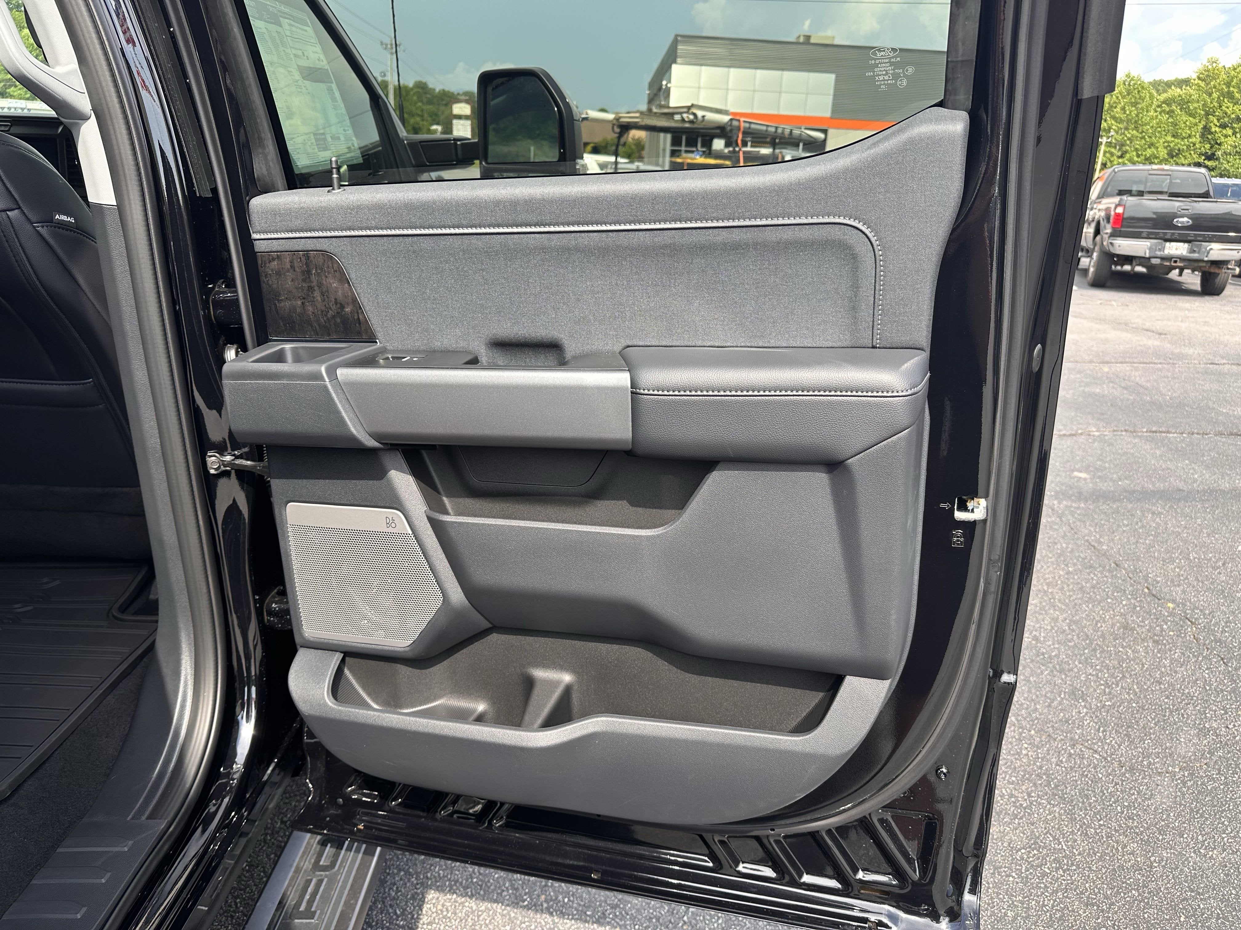 2025 Ford Super Duty F-250 LARIAT