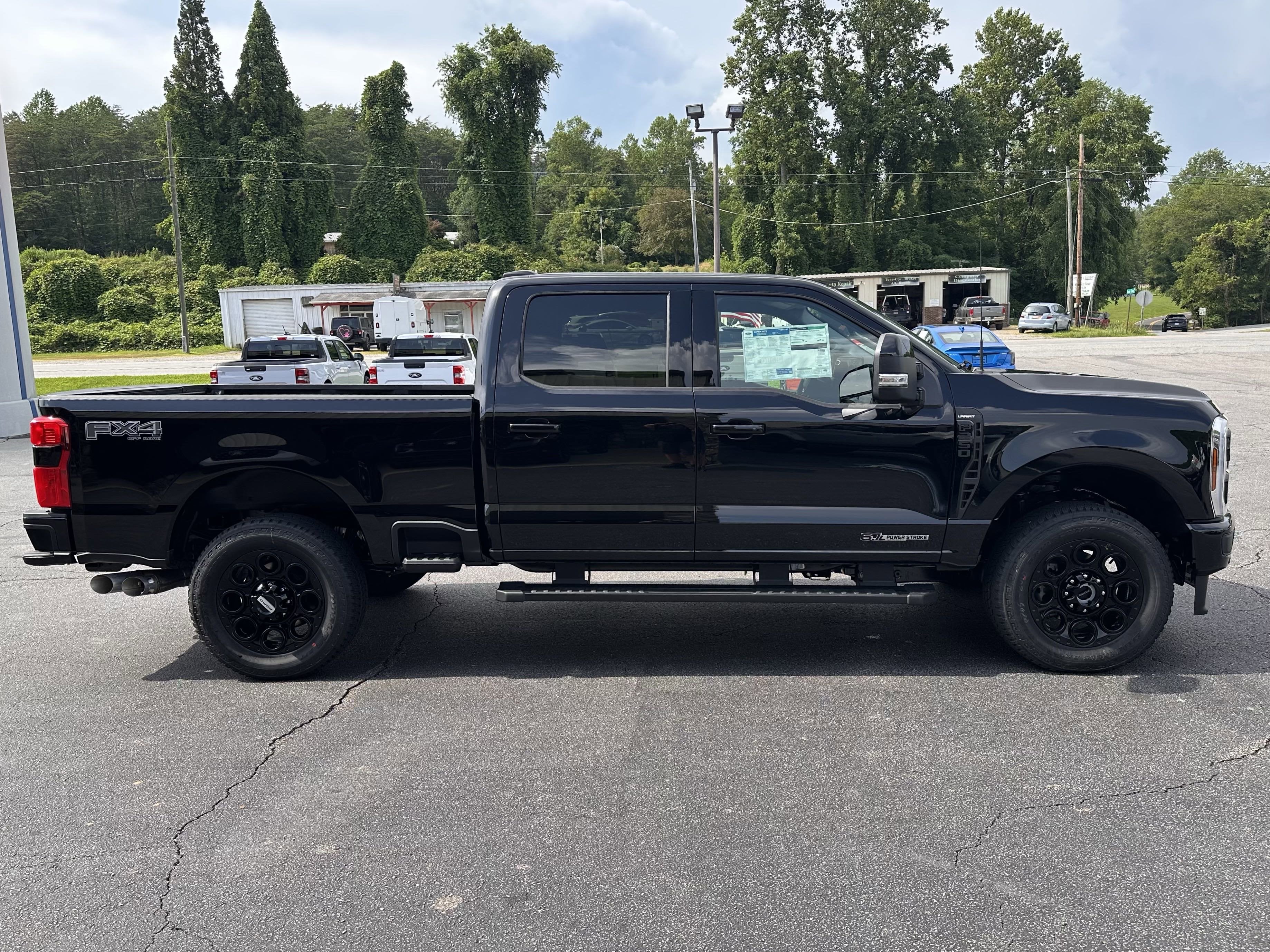 2025 Ford Super Duty F-250 LARIAT