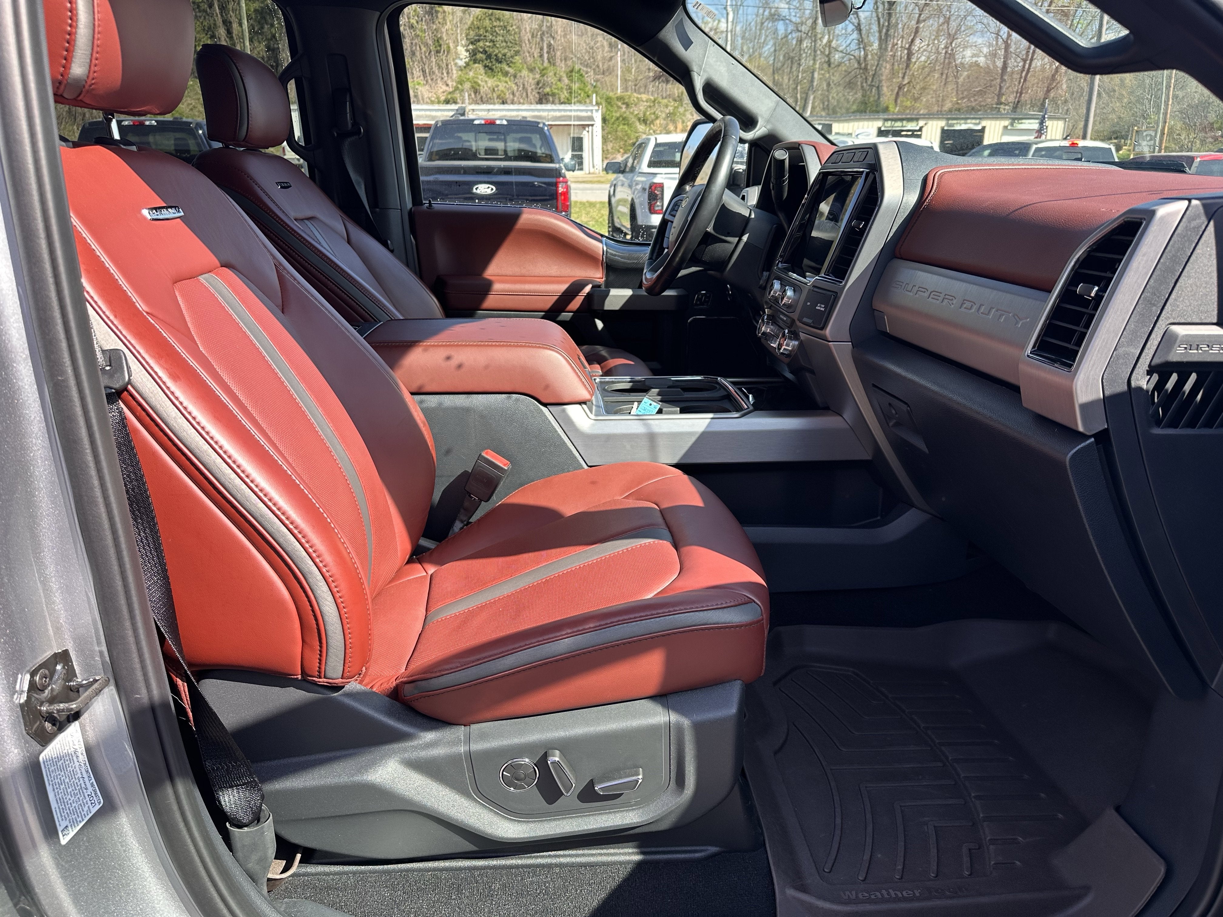 2022 Ford Super Duty F-250 Platinum
