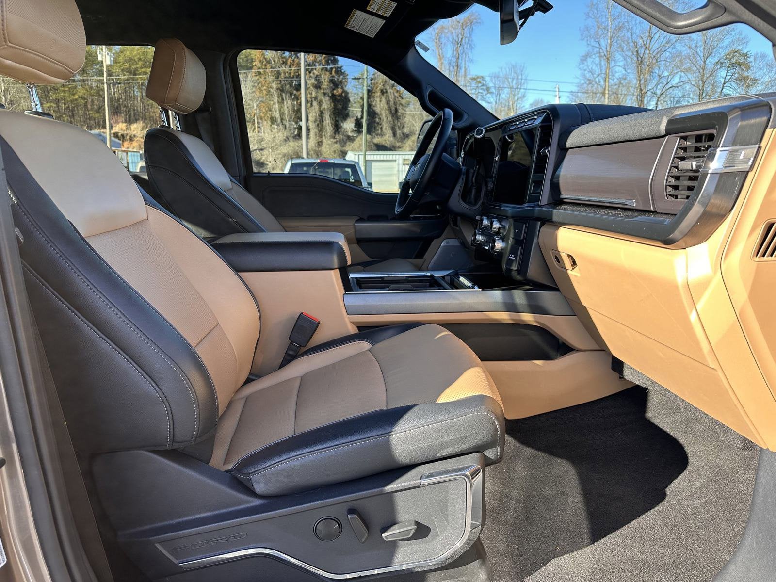 2023 Ford Super Duty F-250 LARIAT