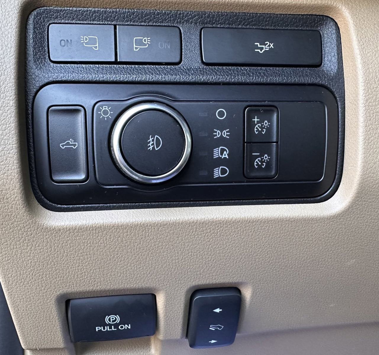 2023 Ford Super Duty F-250 LARIAT