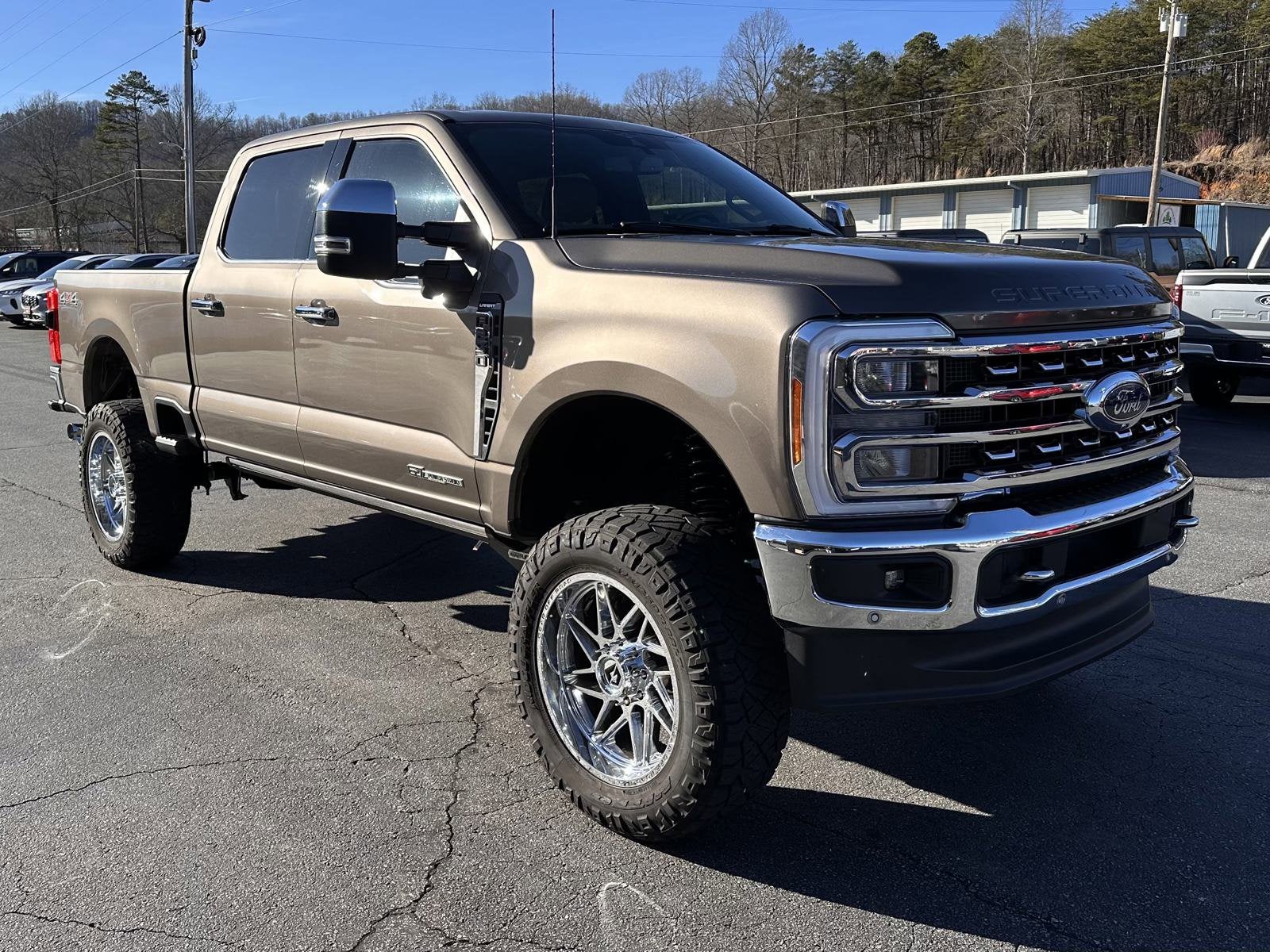 2023 Ford Super Duty F-250 LARIAT