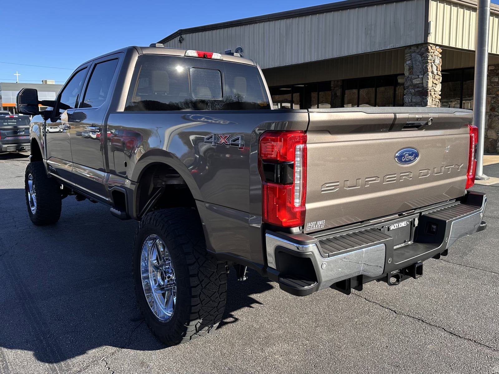 2023 Ford Super Duty F-250 LARIAT