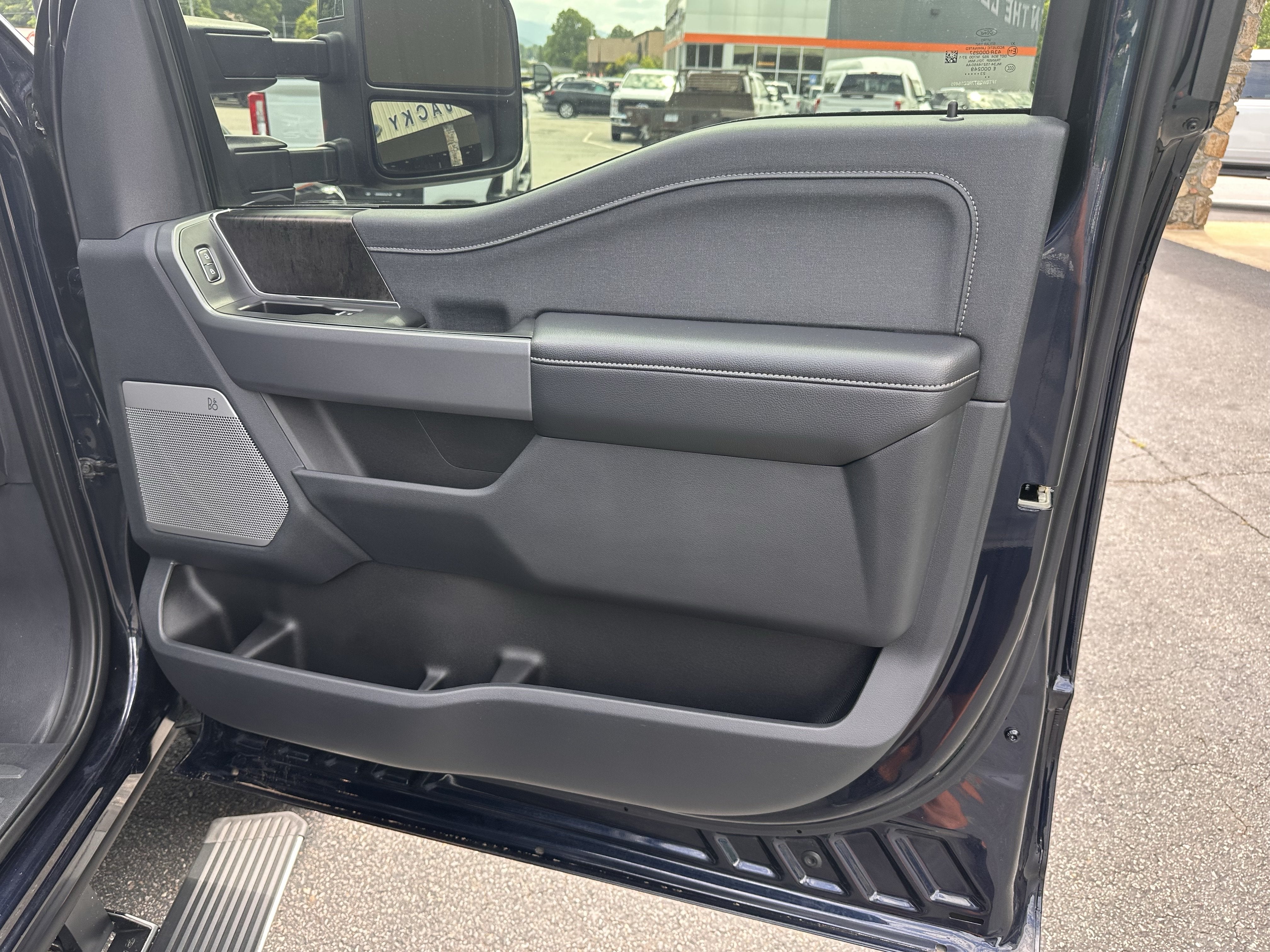 2024 Ford Super Duty F-250 LARIAT