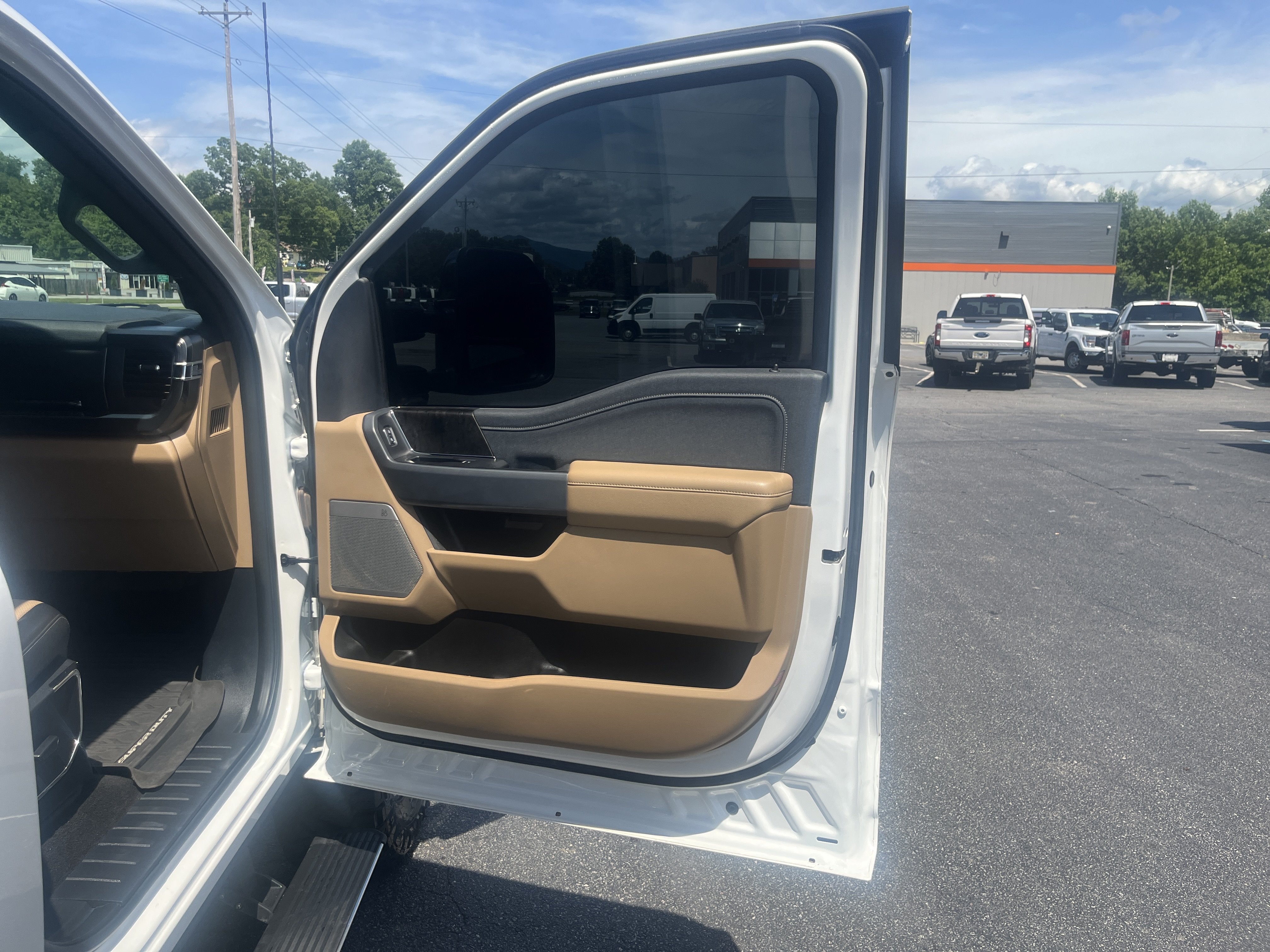 2024 Ford Super Duty F-250 SRW LARIAT