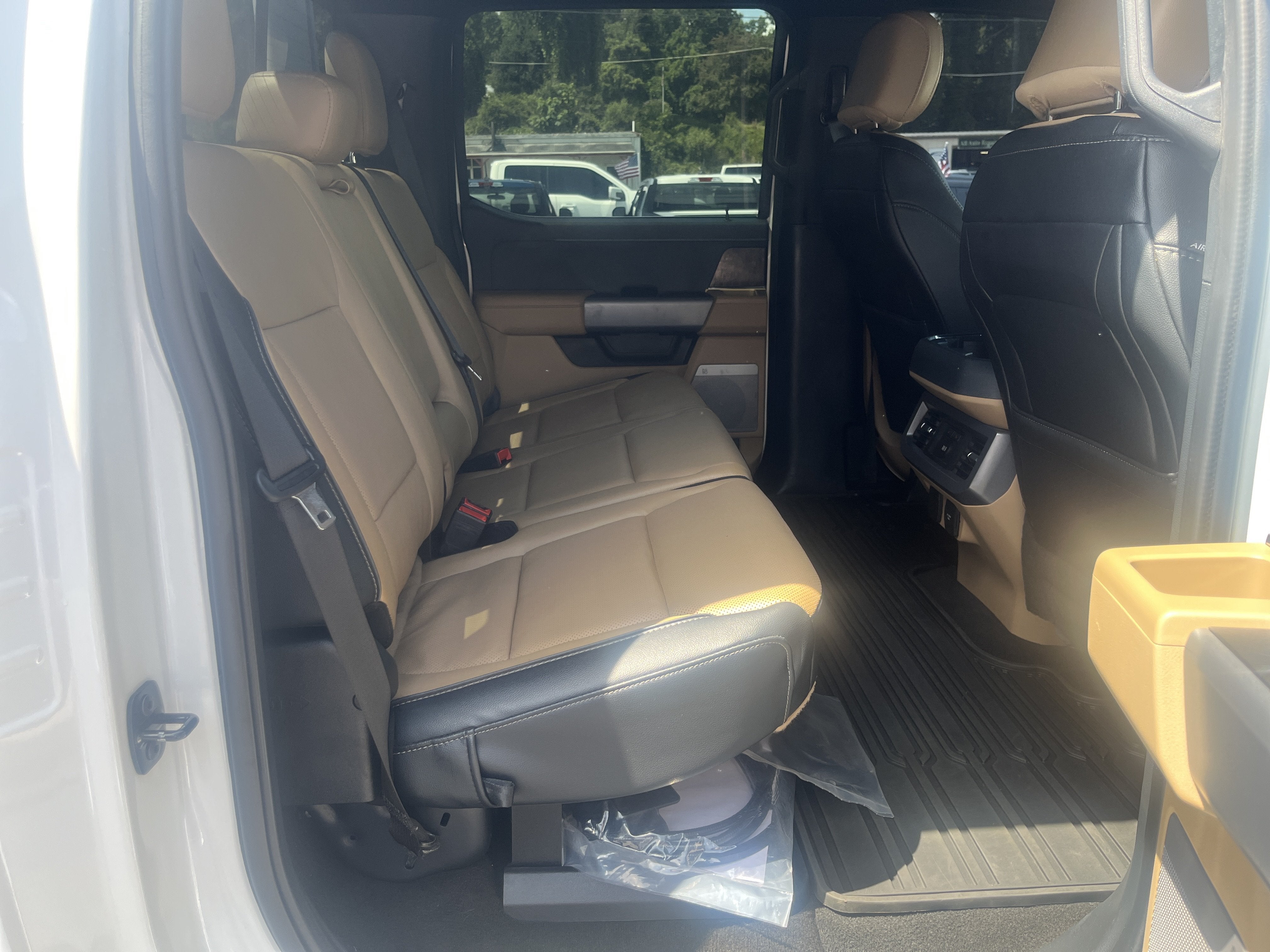 2024 Ford Super Duty F-250 SRW LARIAT