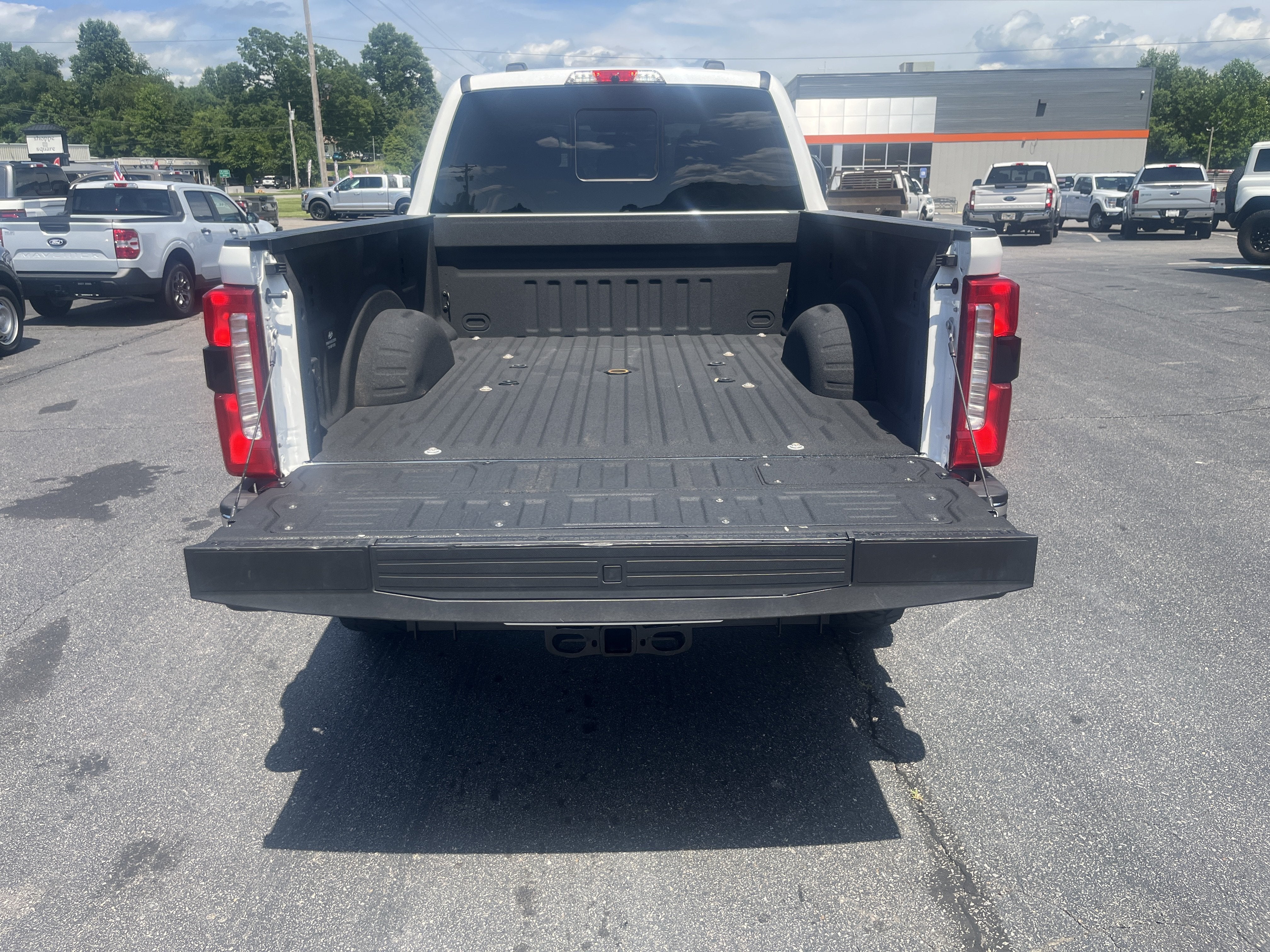 2024 Ford Super Duty F-250 SRW LARIAT