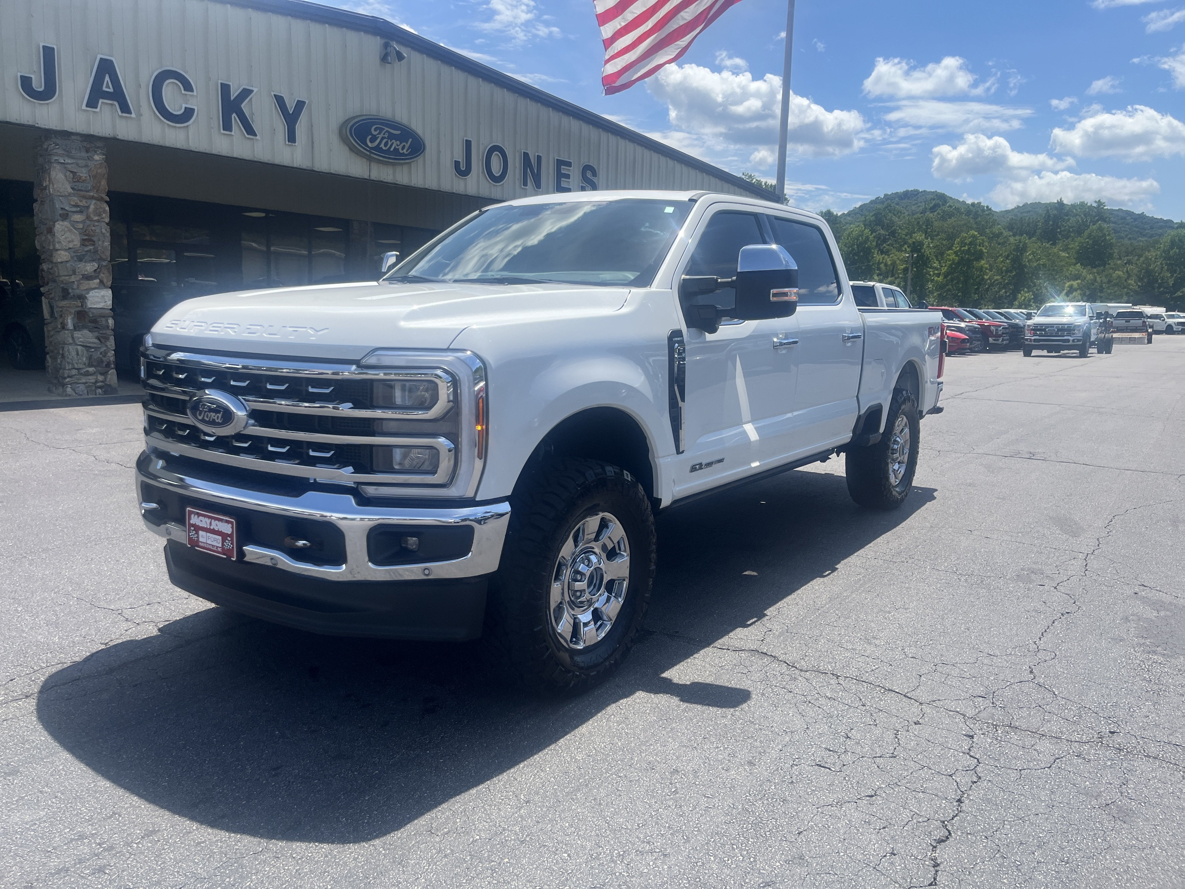 2024 Ford Super Duty F-250 SRW LARIAT
