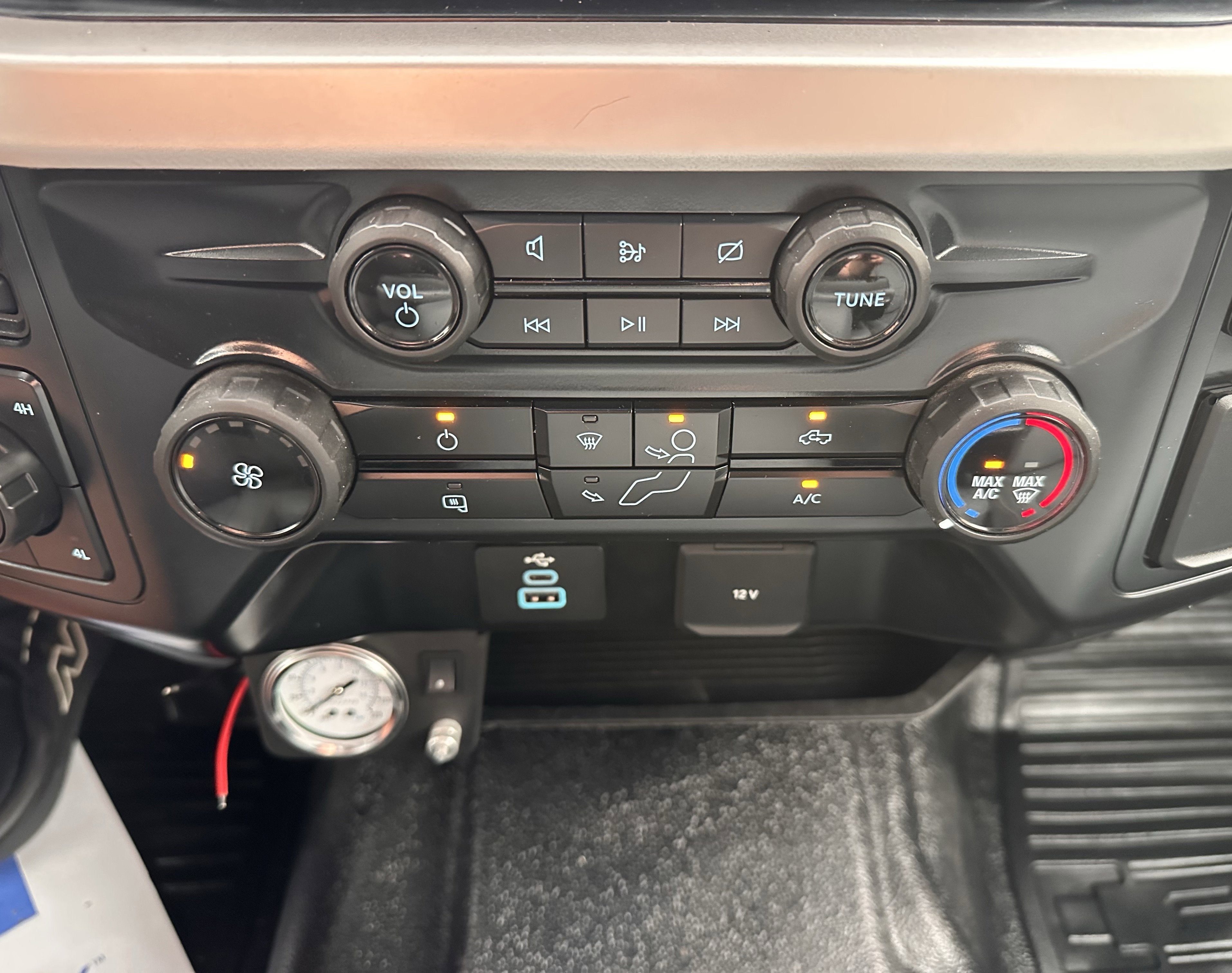 2024 Ford Super Duty F-350 SRW XL Service Body