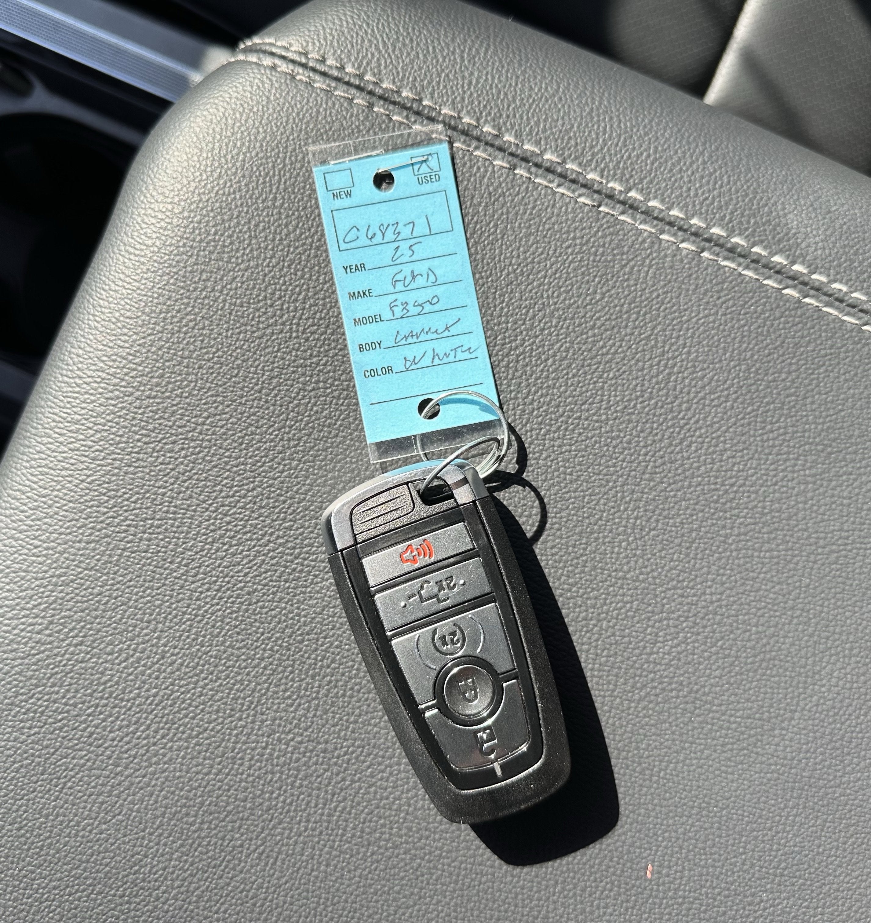 2025 Ford Super Duty F-350 SRW Lariat Tremor