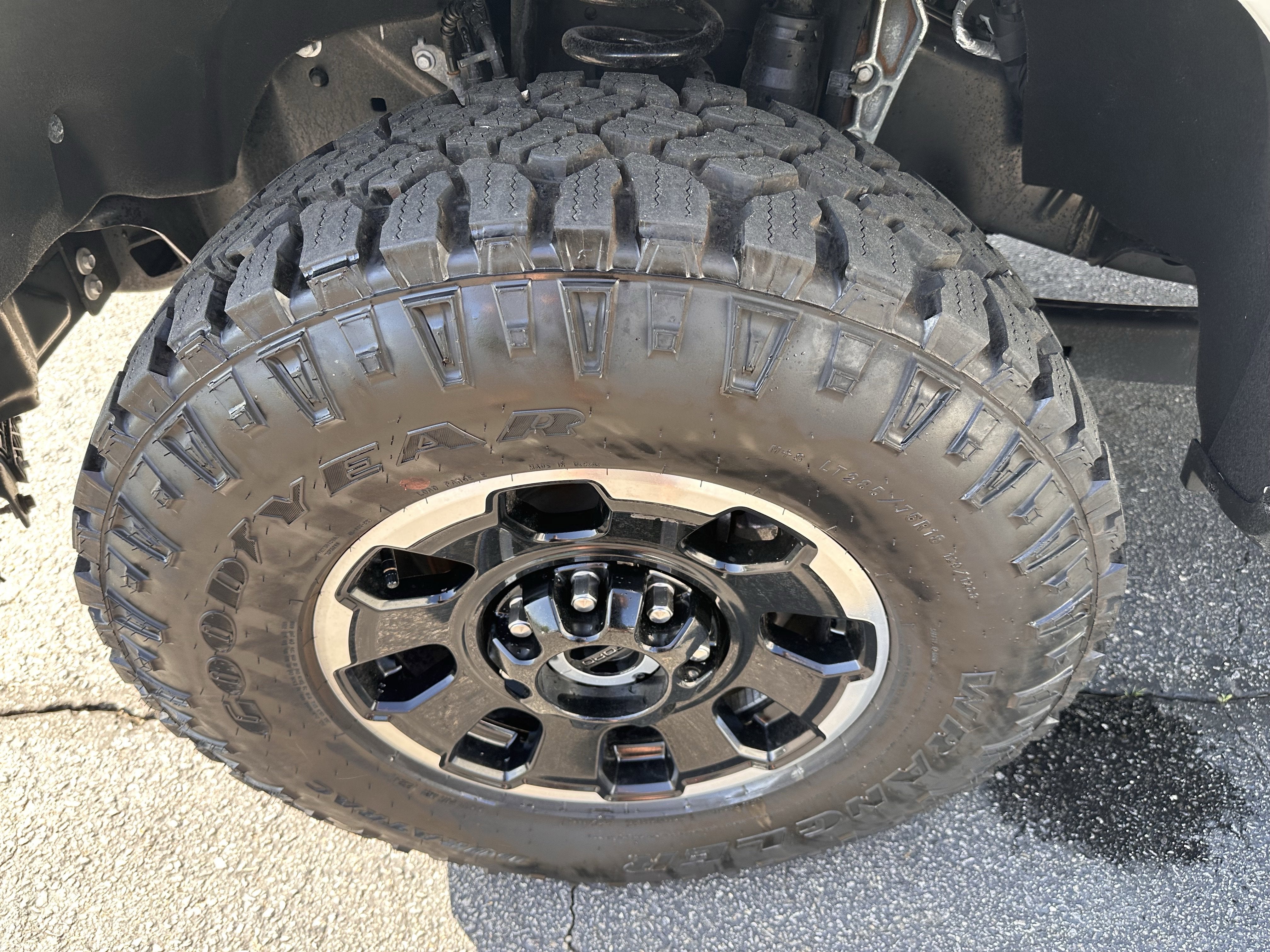 2025 Ford Super Duty F-350 SRW Lariat Tremor