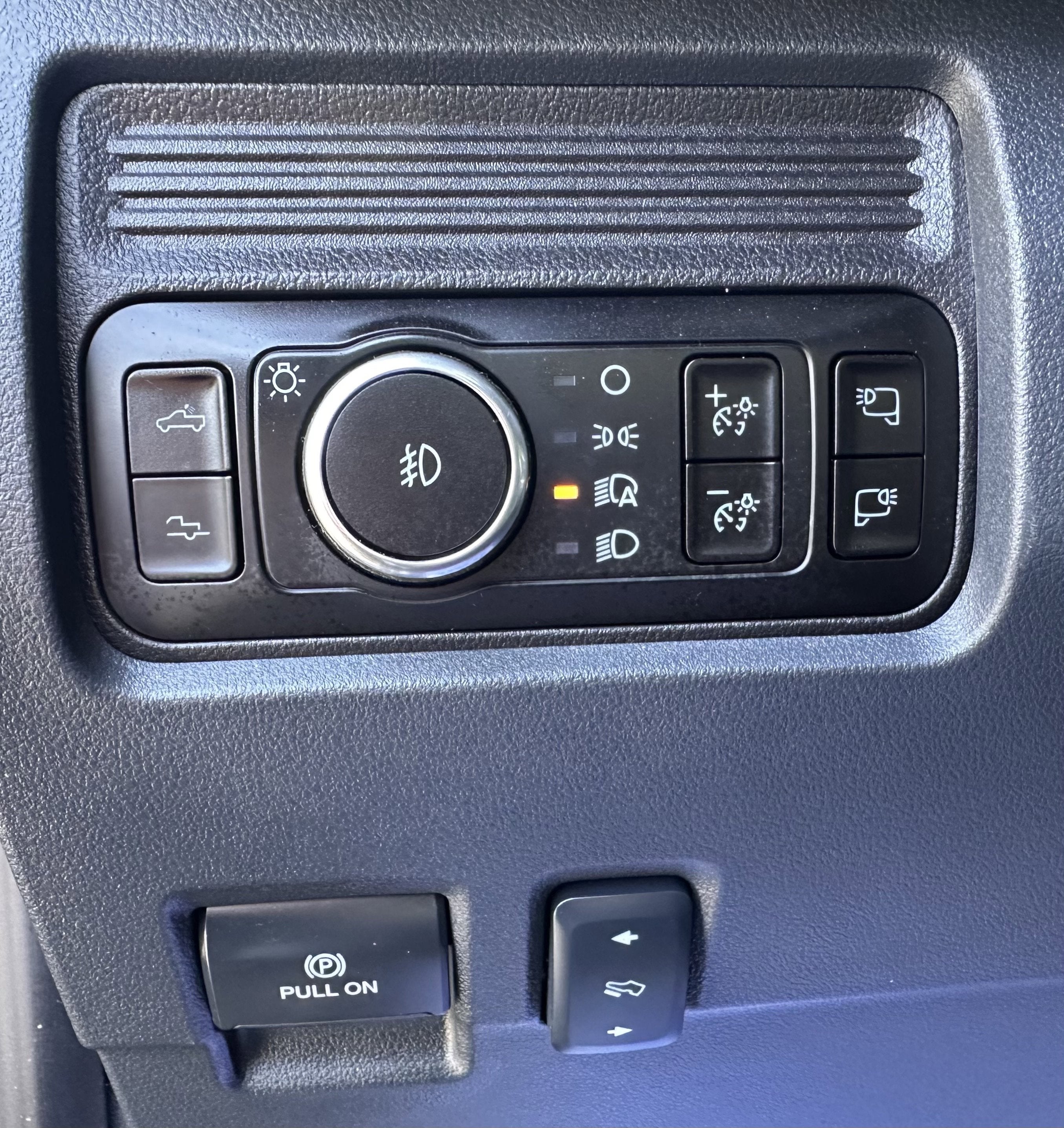 2025 Ford Super Duty F-350 SRW Platinum