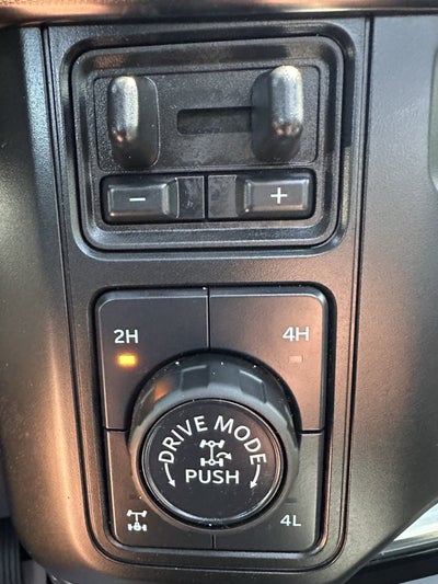 2025 Ford Super Duty F-350 SRW Platinum