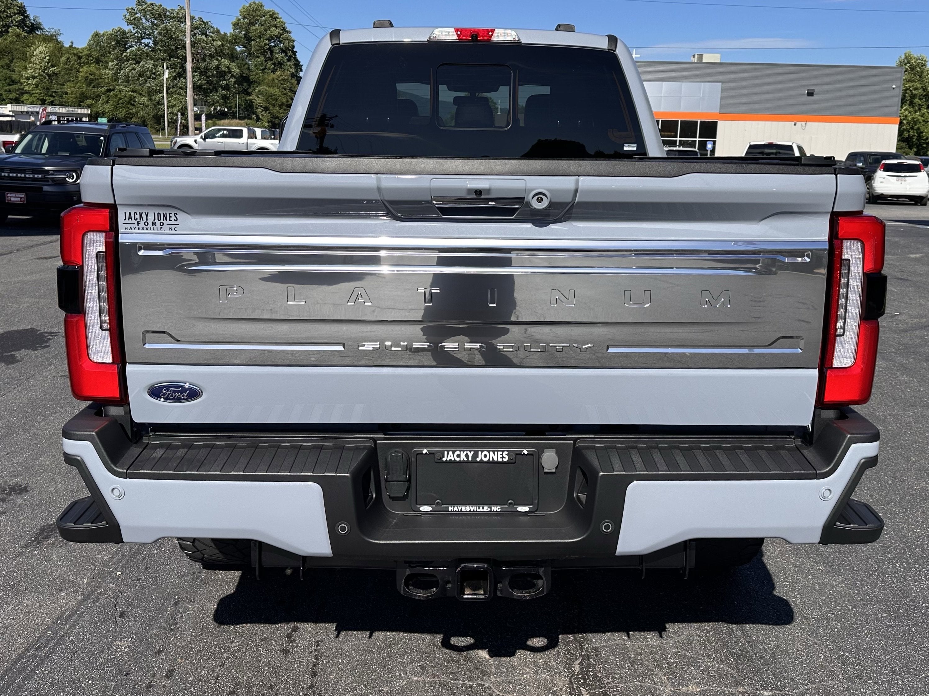 2024 Ford Super Duty F-350 SRW Platinum