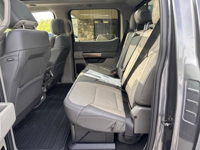 2026 Ford Super Duty F-350 SRW Platinum