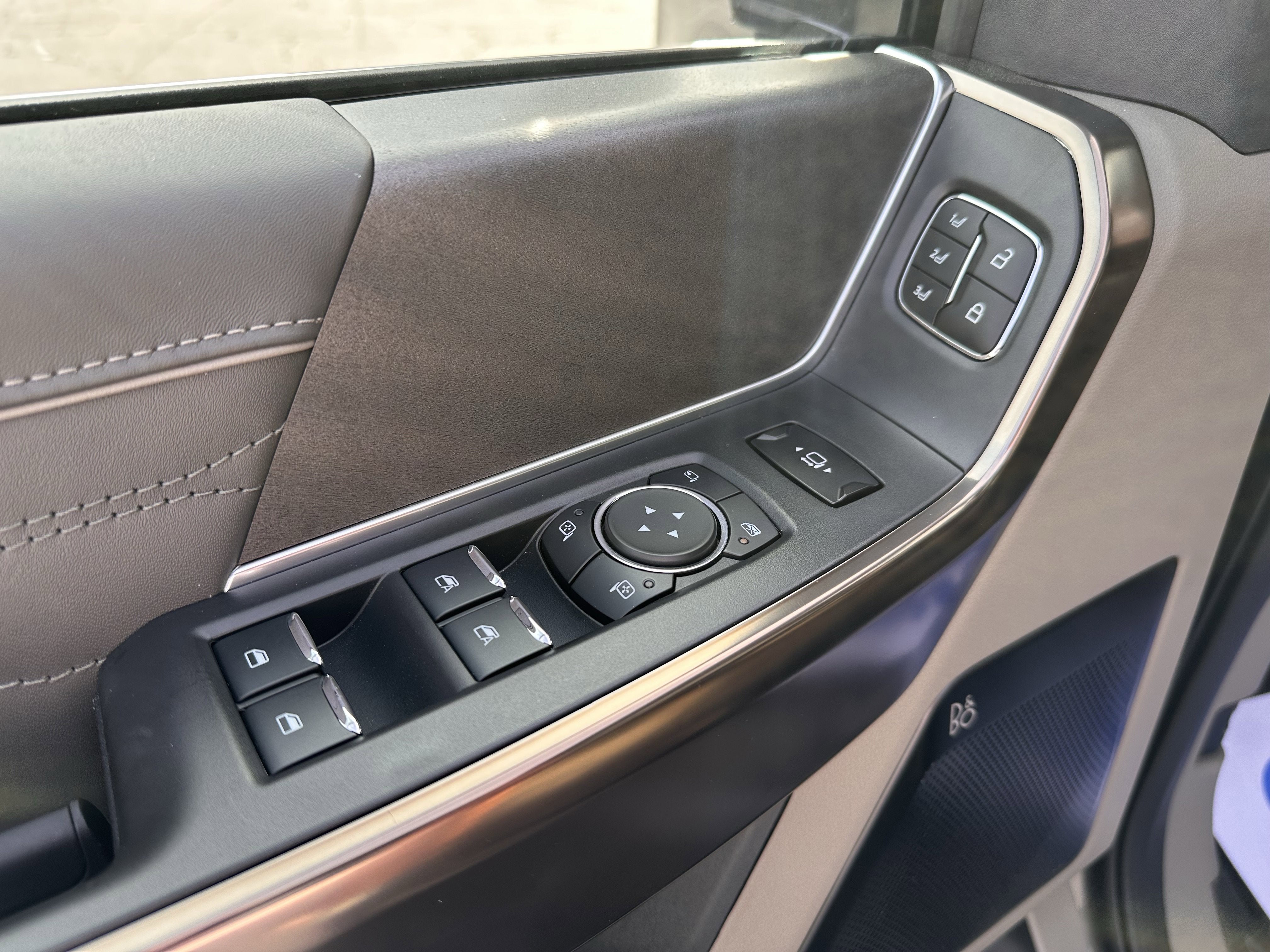 2026 Ford Super Duty F-350 SRW Platinum