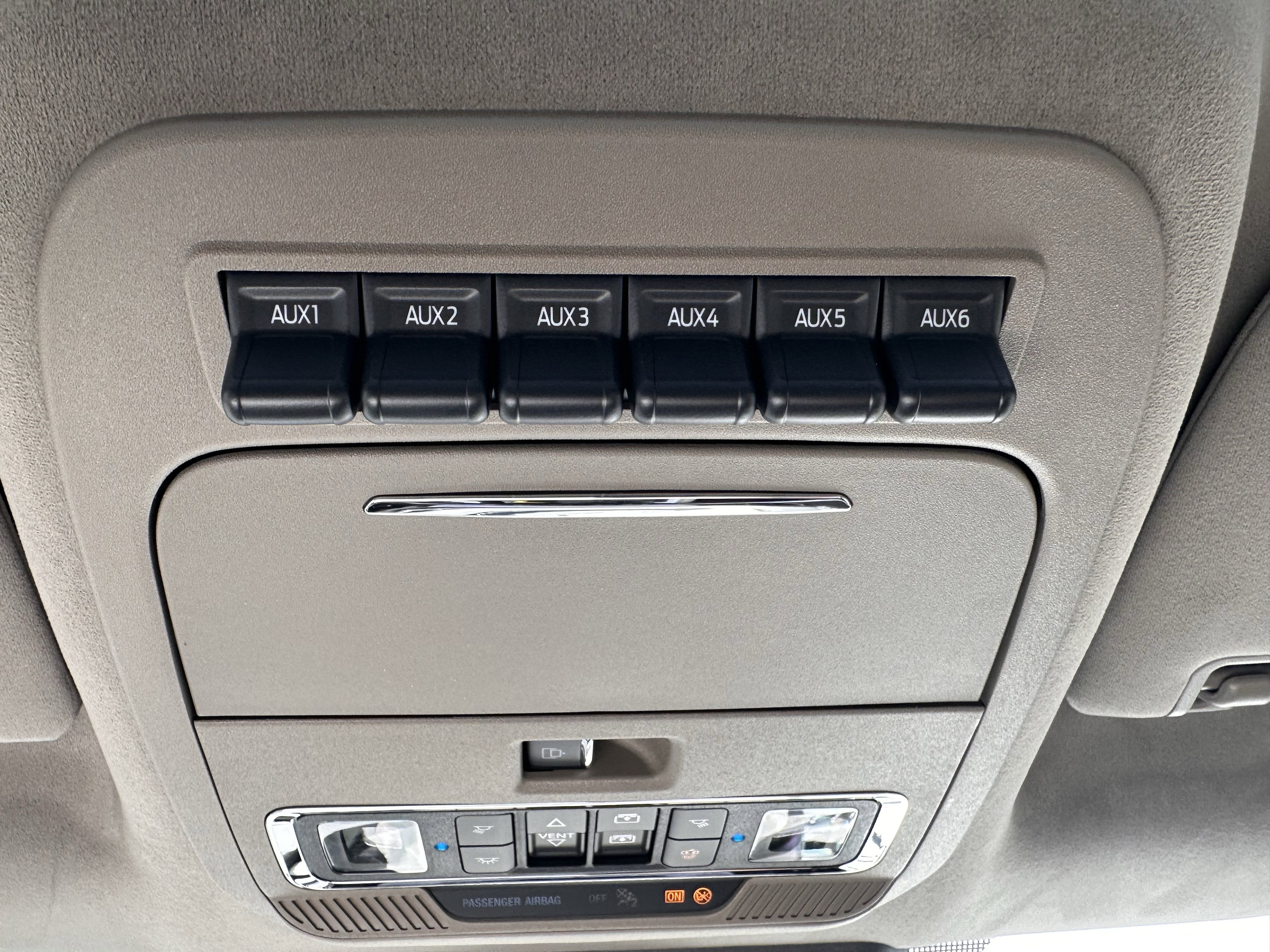 2026 Ford Super Duty F-350 SRW Platinum