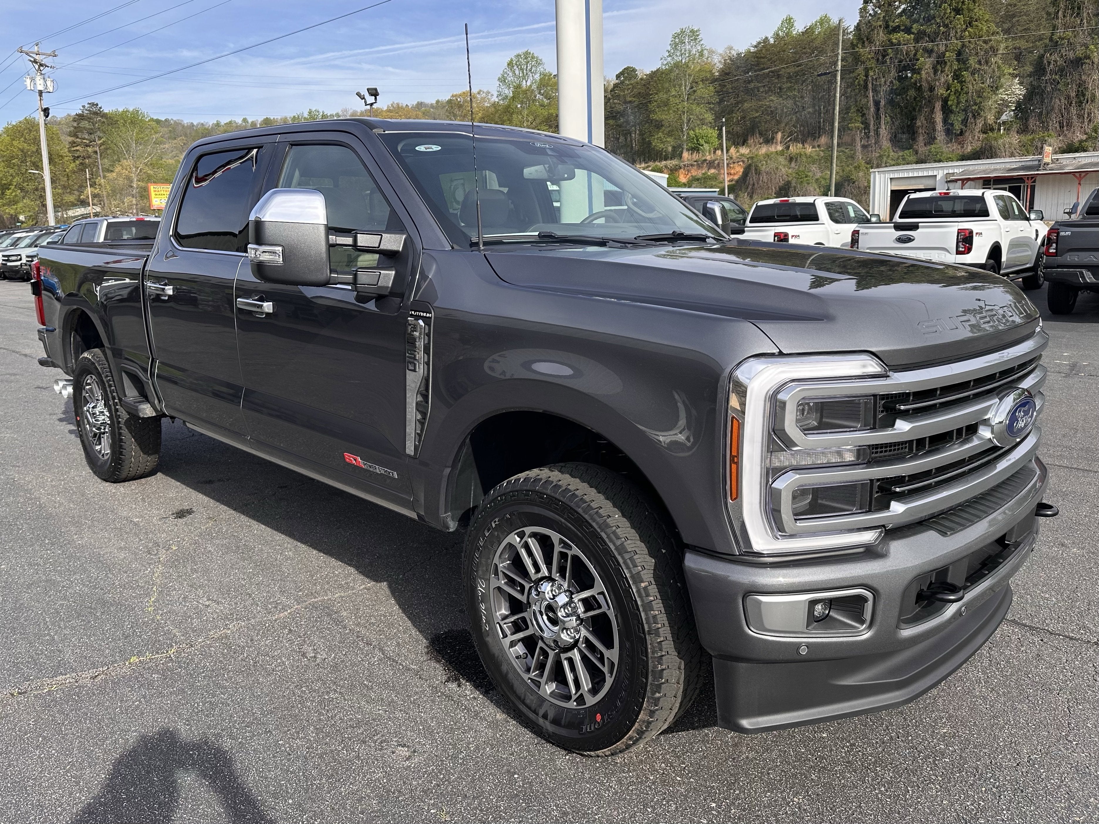 2026 Ford Super Duty F-350 SRW Platinum