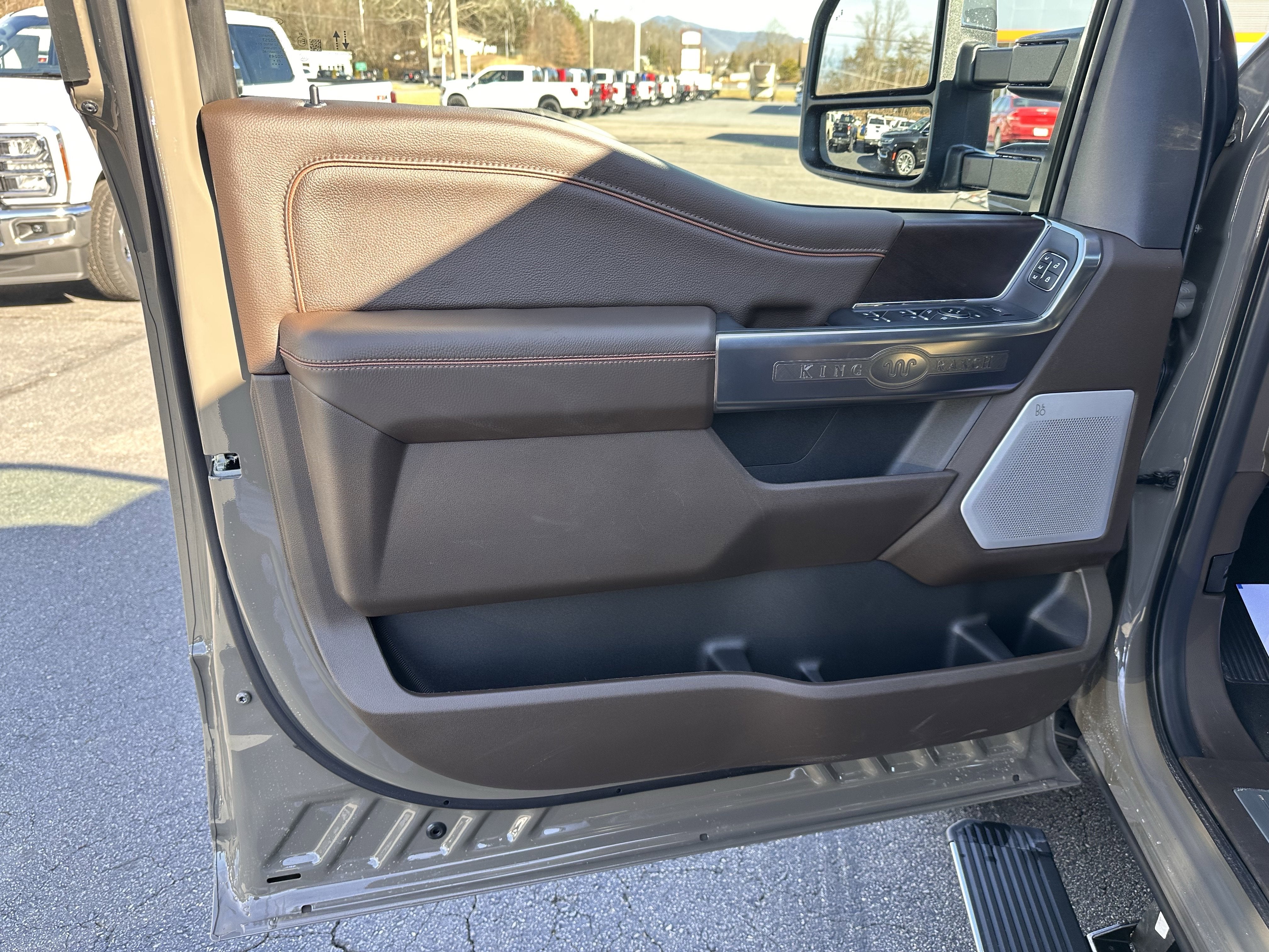 2026 Ford Super Duty F-350 SRW King Ranch