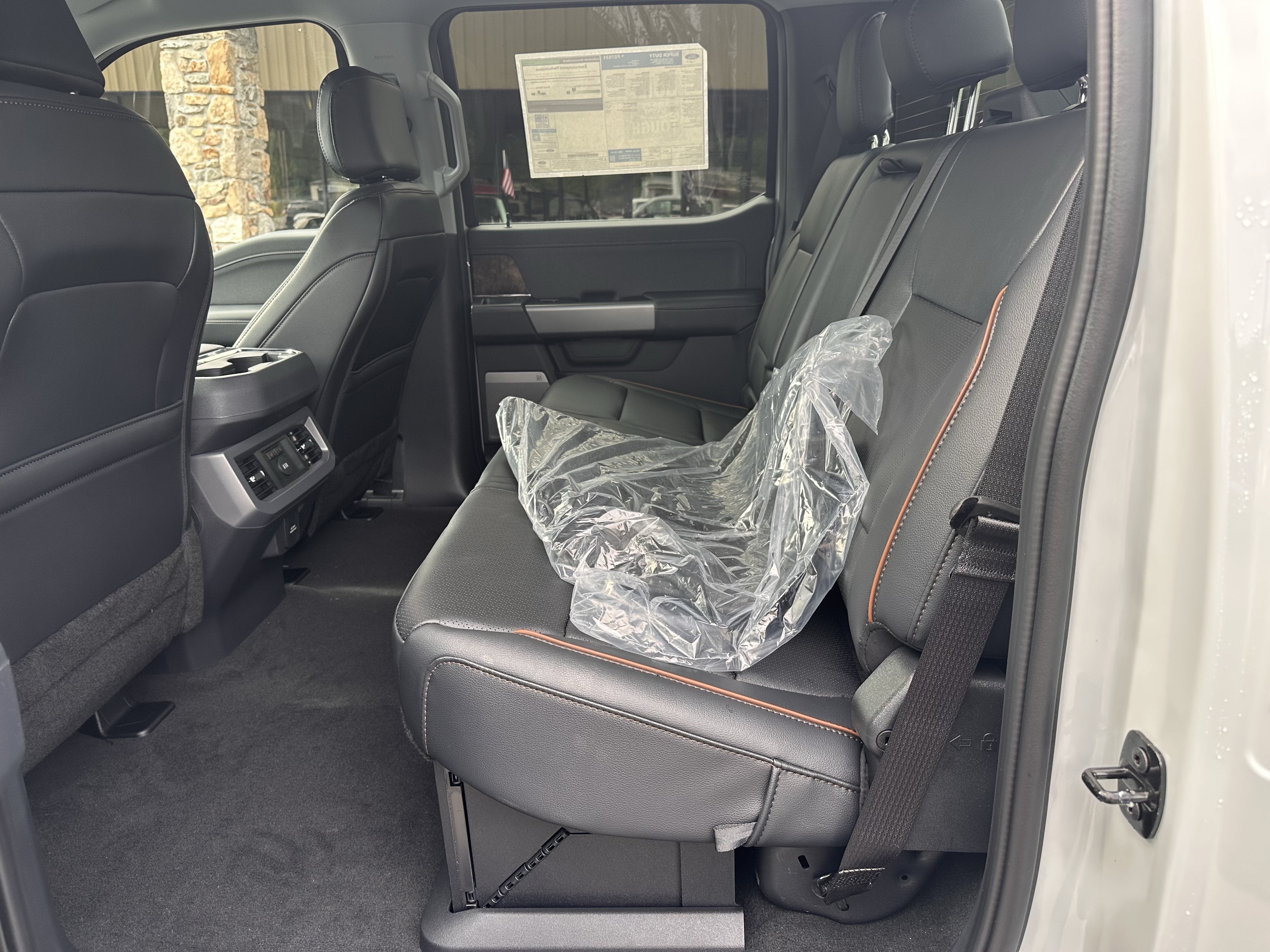 2026 Ford Super Duty F-350 SRW LARIAT