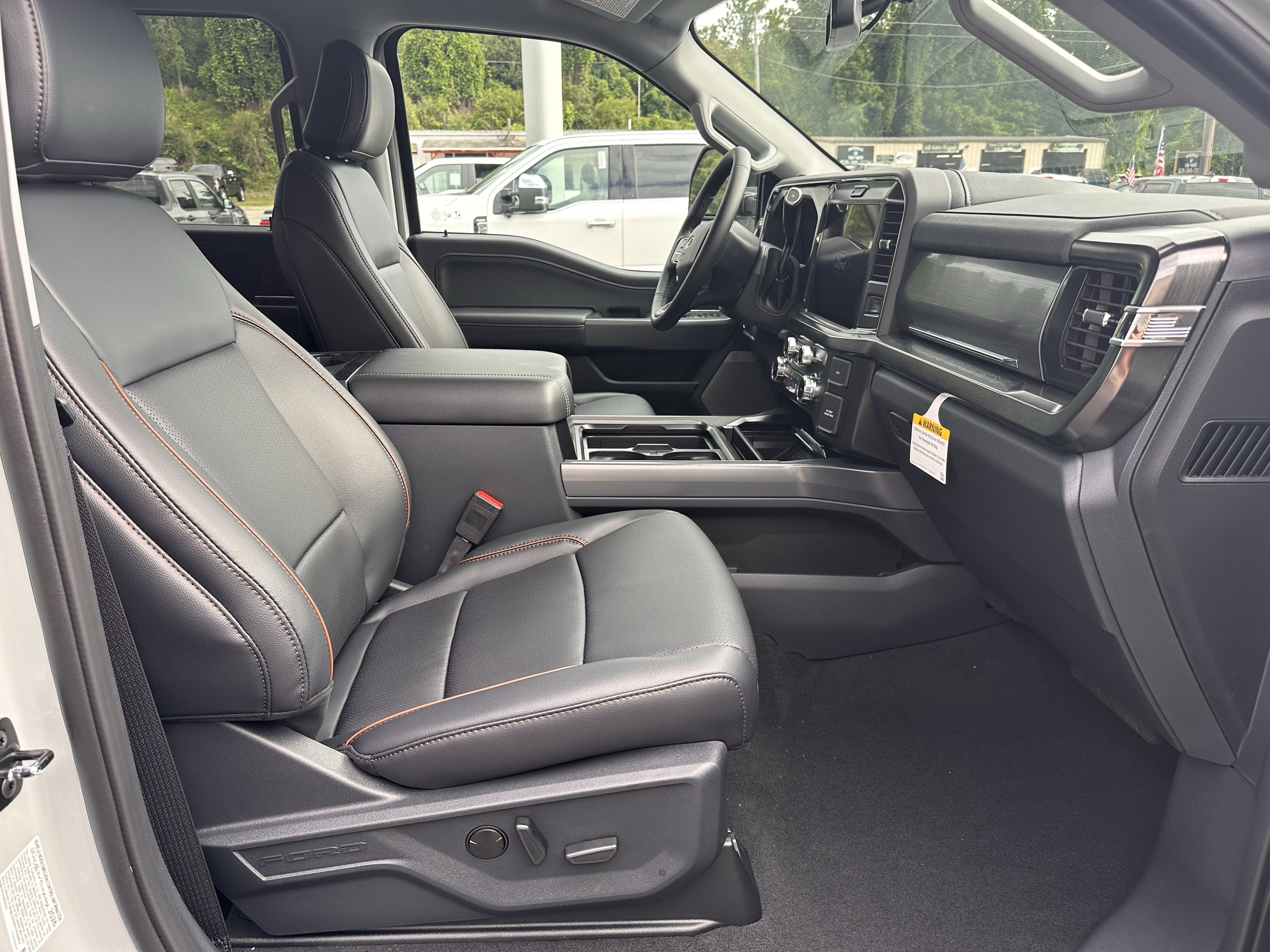 2026 Ford Super Duty F-350 SRW LARIAT