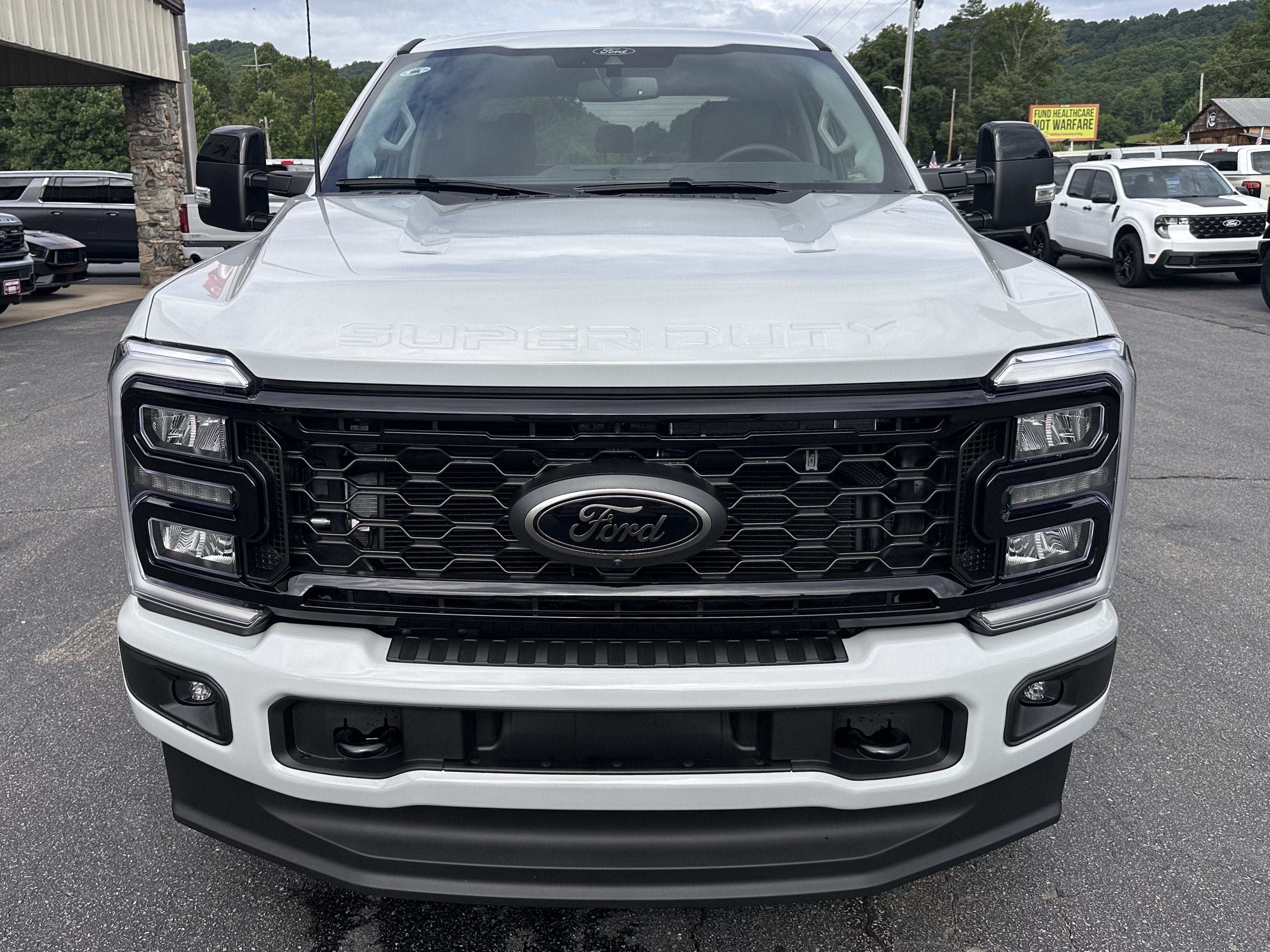 2026 Ford Super Duty F-350 SRW LARIAT