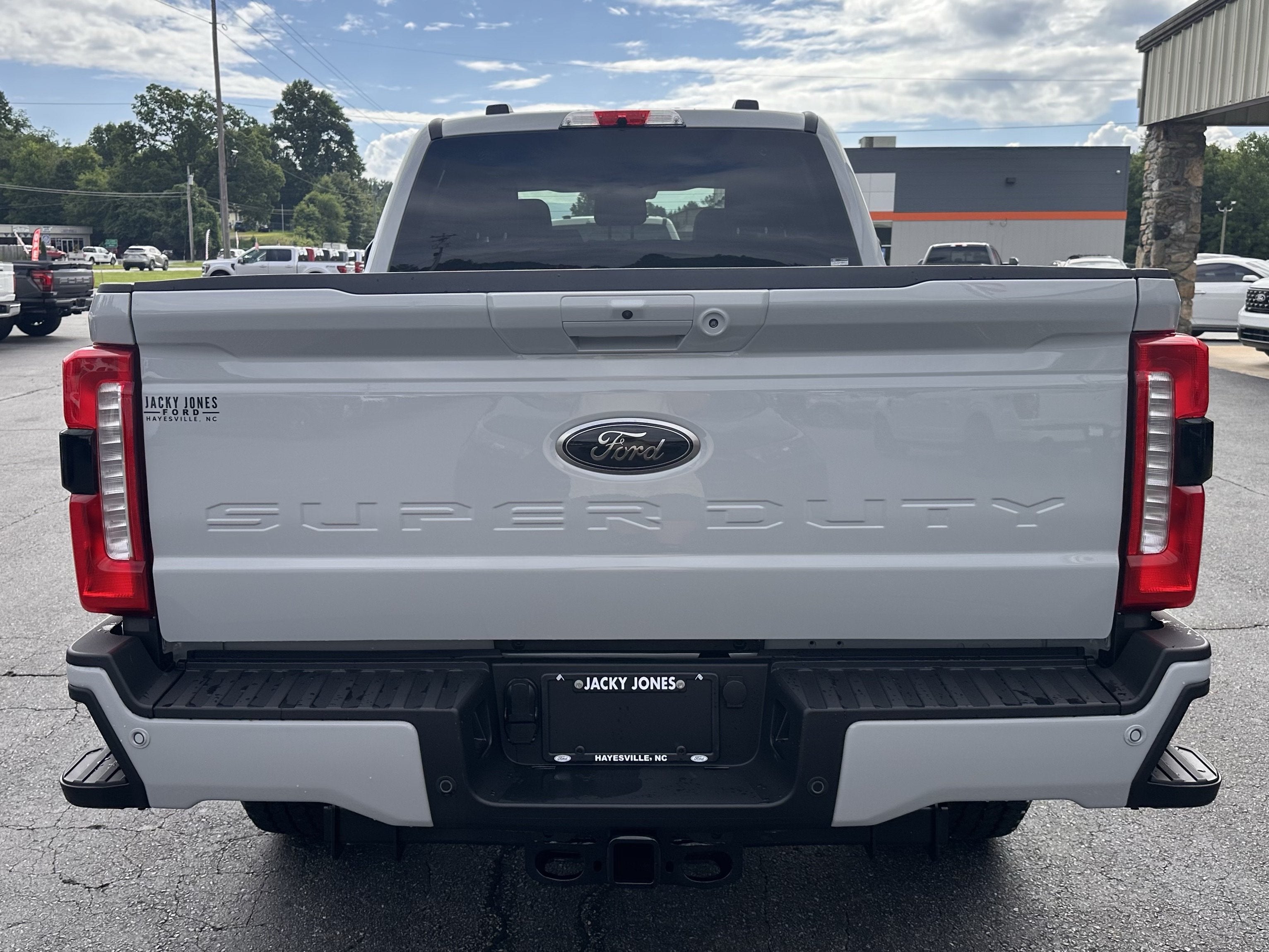 2026 Ford Super Duty F-350 SRW LARIAT