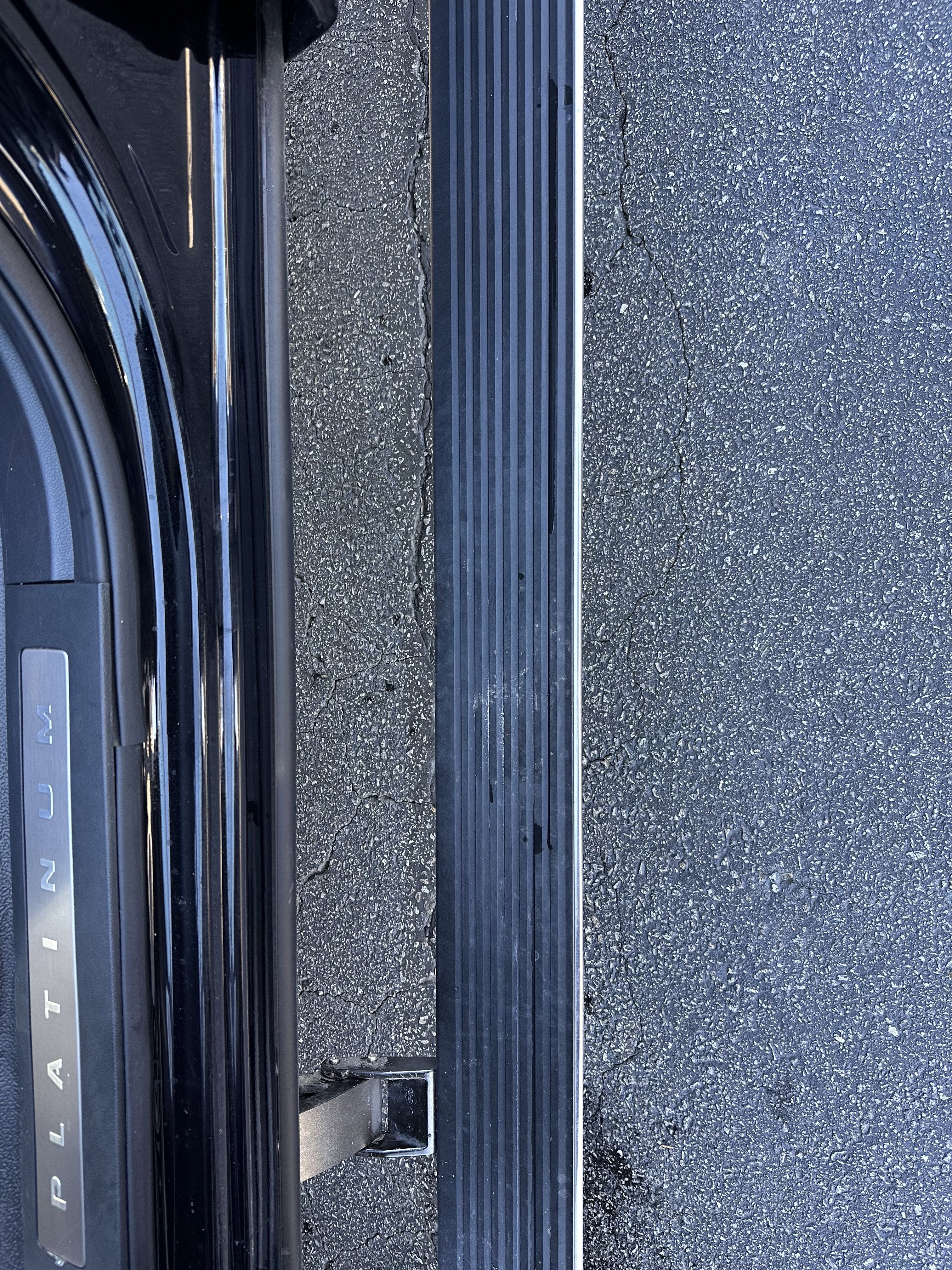 2025 Ford Super Duty F-350 SRW Platinum