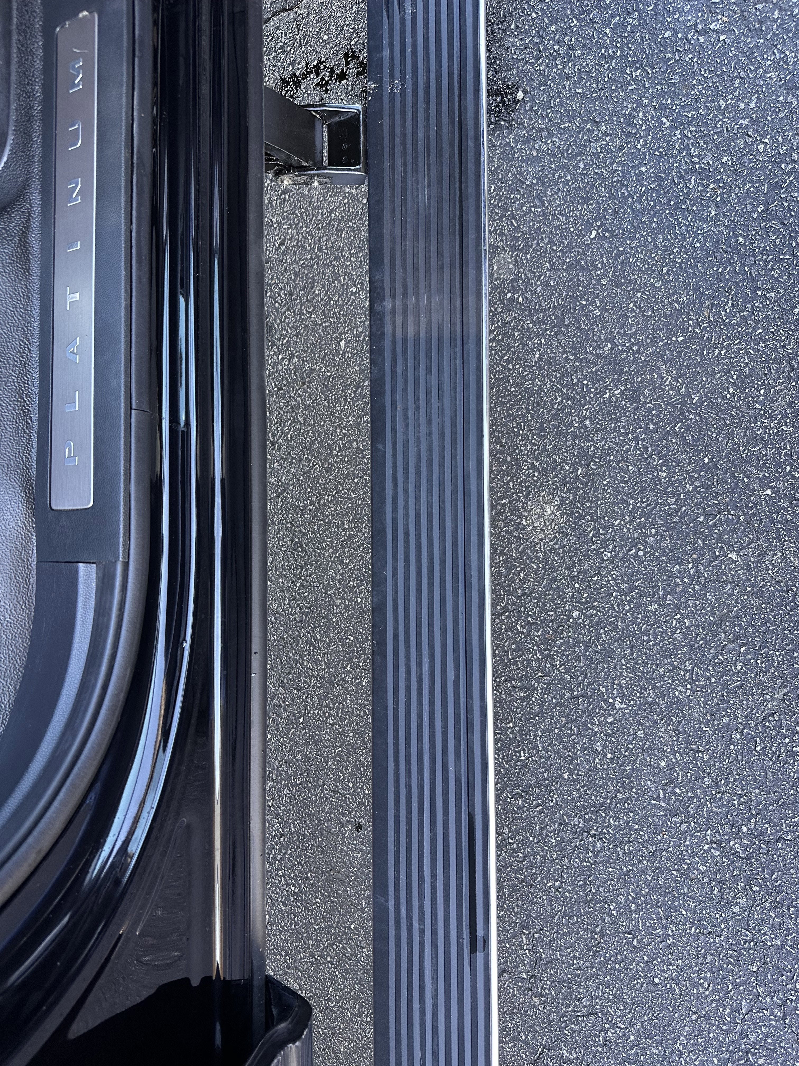 2025 Ford Super Duty F-350 SRW Platinum