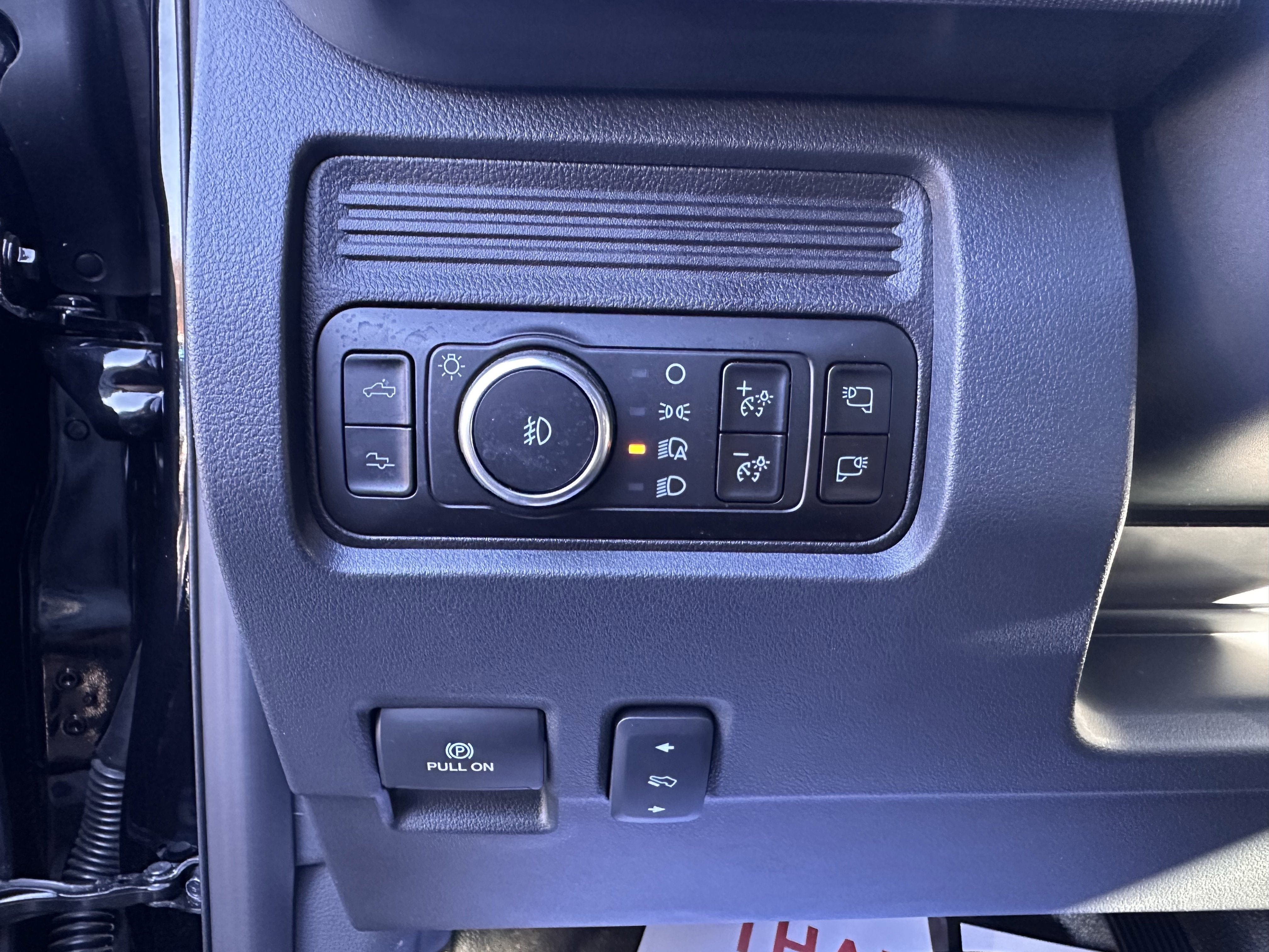 2025 Ford Super Duty F-350 SRW Platinum