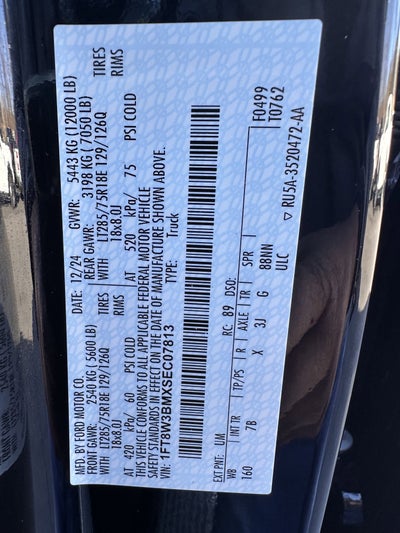 2025 Ford Super Duty F-350 SRW Platinum