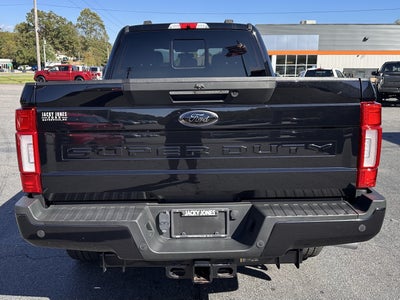 2022 Ford Super Duty F-350 SRW LARIAT