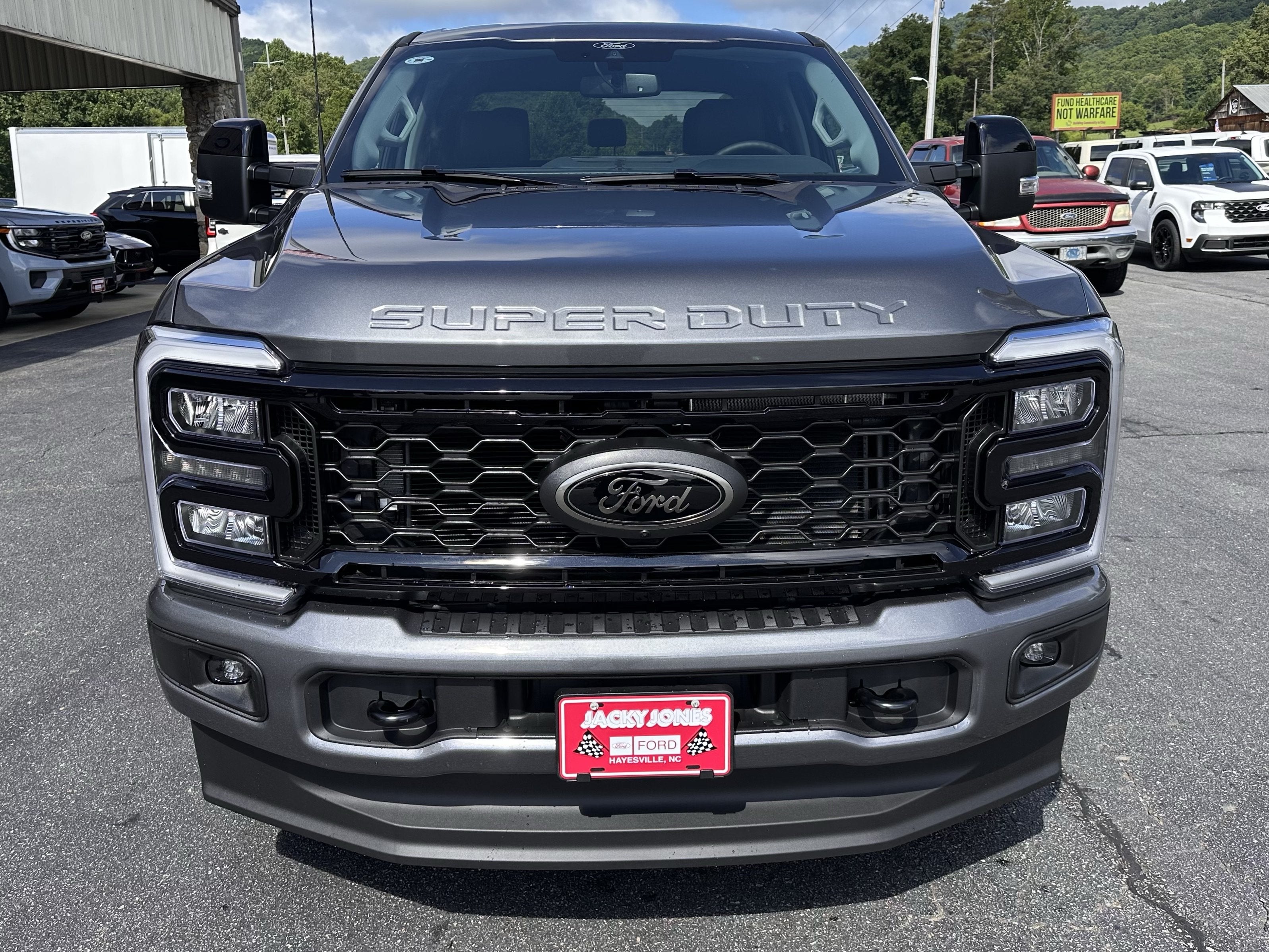 2026 Ford Super Duty F-350 SRW LARIAT