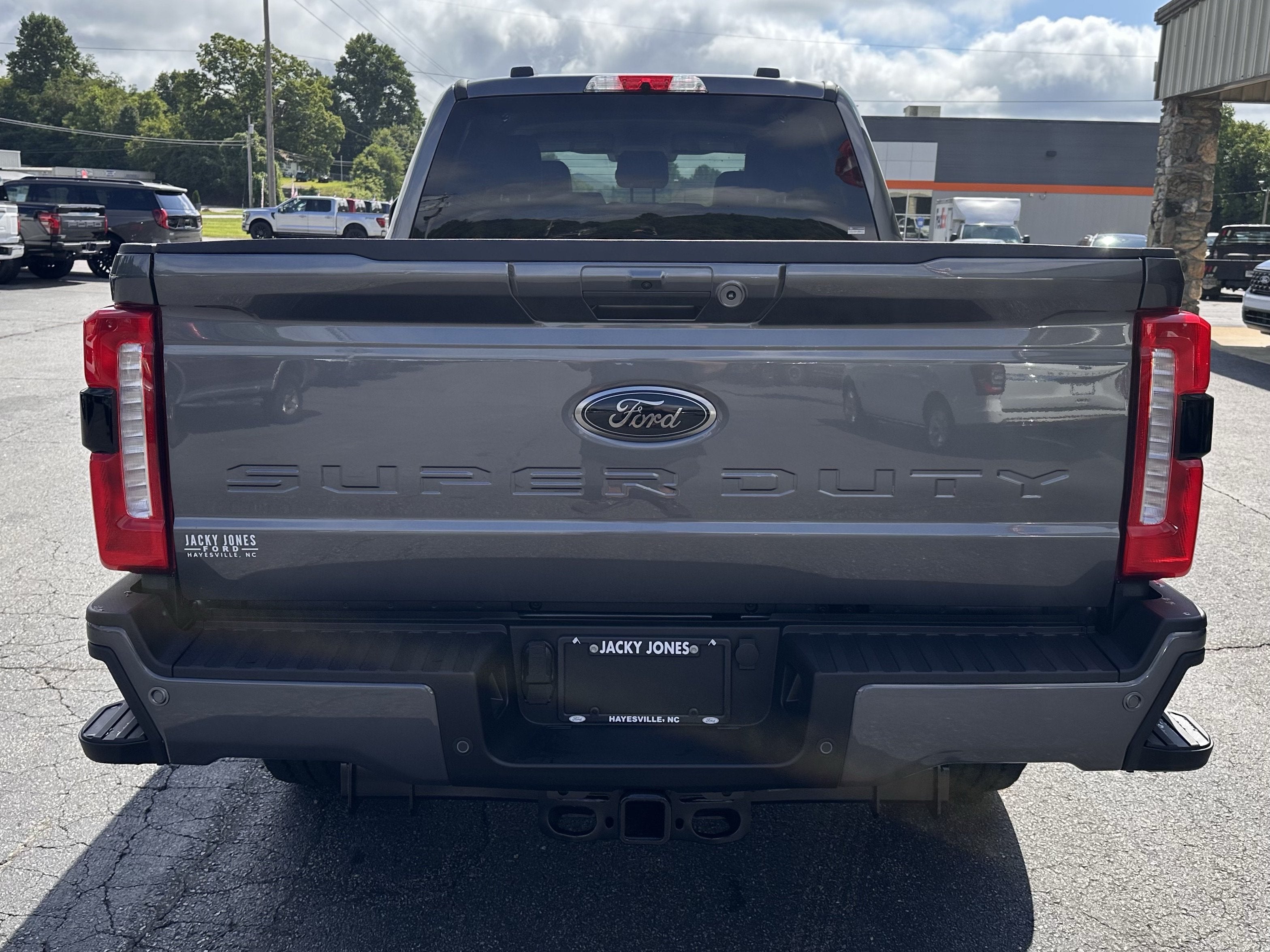 2026 Ford Super Duty F-350 SRW LARIAT